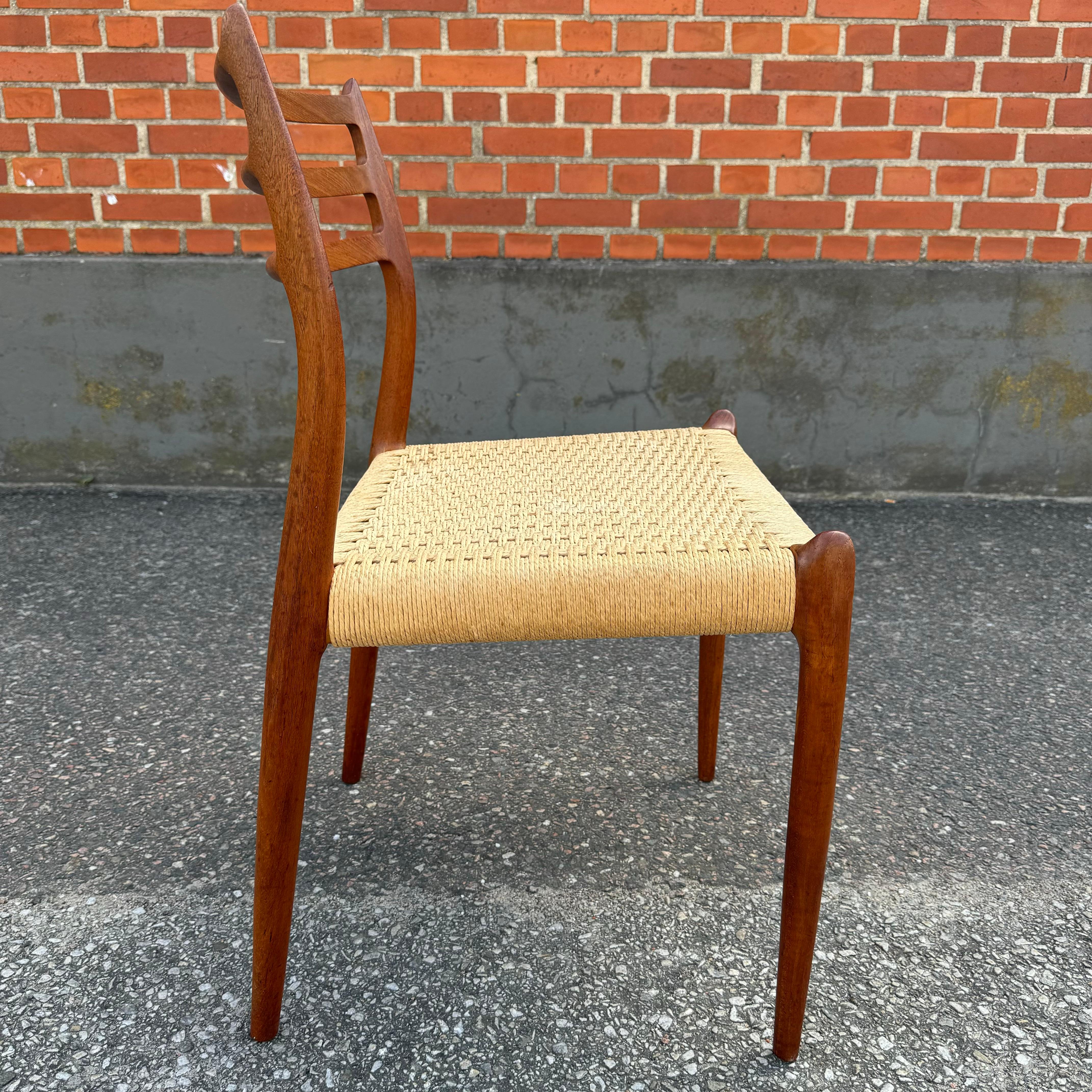 Set di 6 sedie da pranzo danesi di Niels Otto Møller in vendita 12