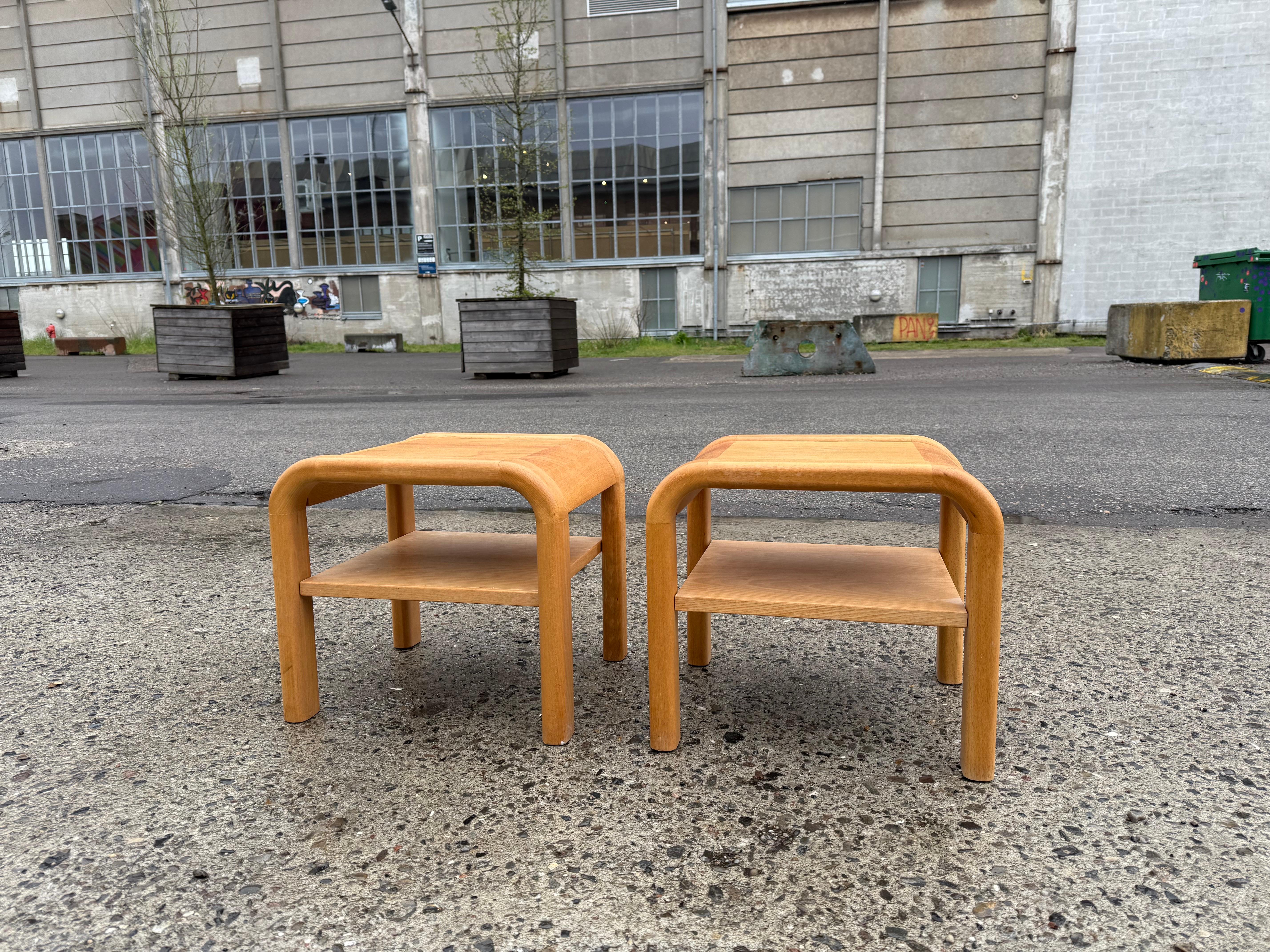 Ensemble de tables de nuit brutalistes danoises du milieu du siècle dernier des années 1980 par Villy Nørgaard en vente 4