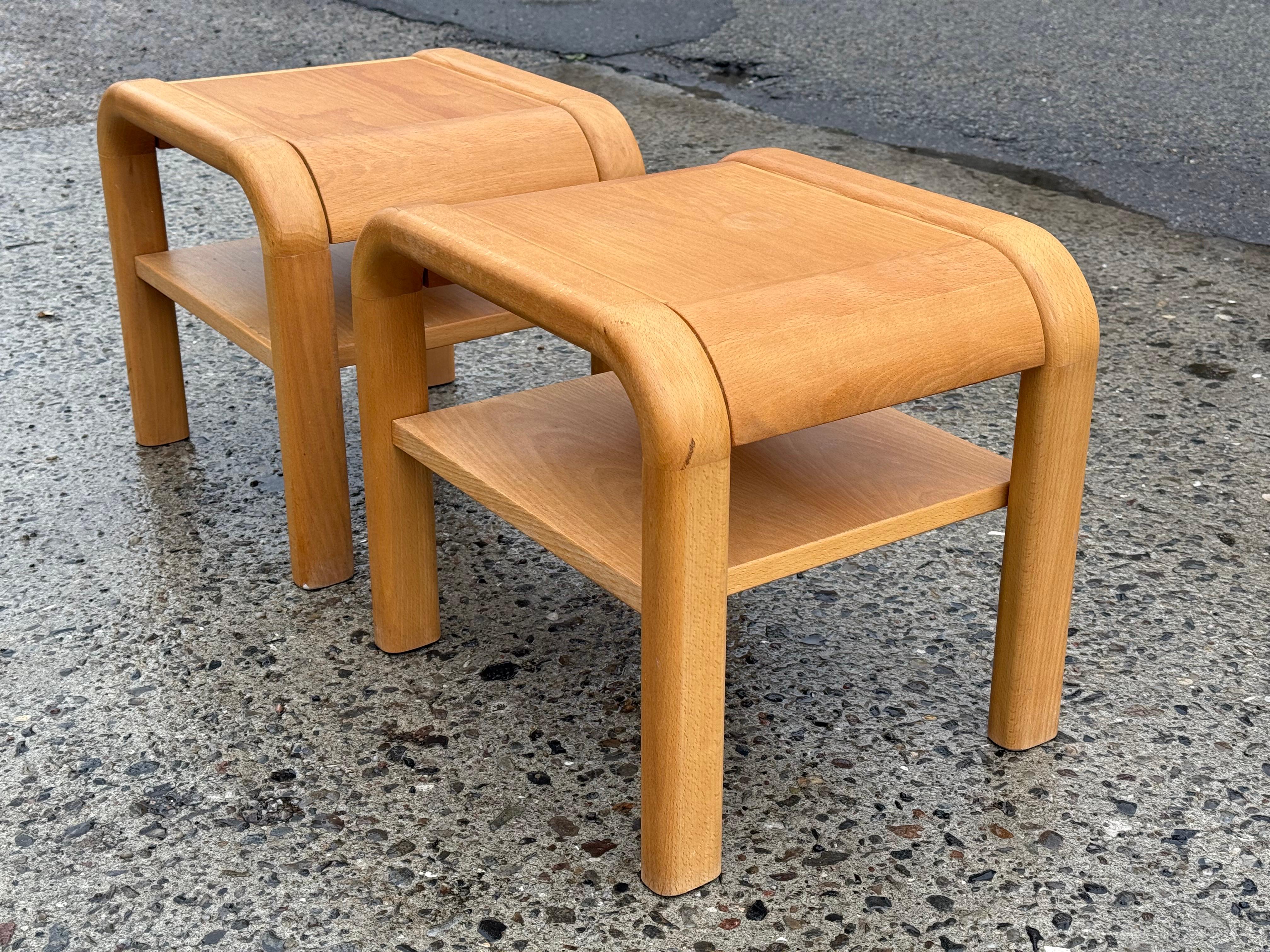 Ensemble de tables de nuit brutalistes danoises du milieu du siècle dernier des années 1980 par Villy Nørgaard en vente 2