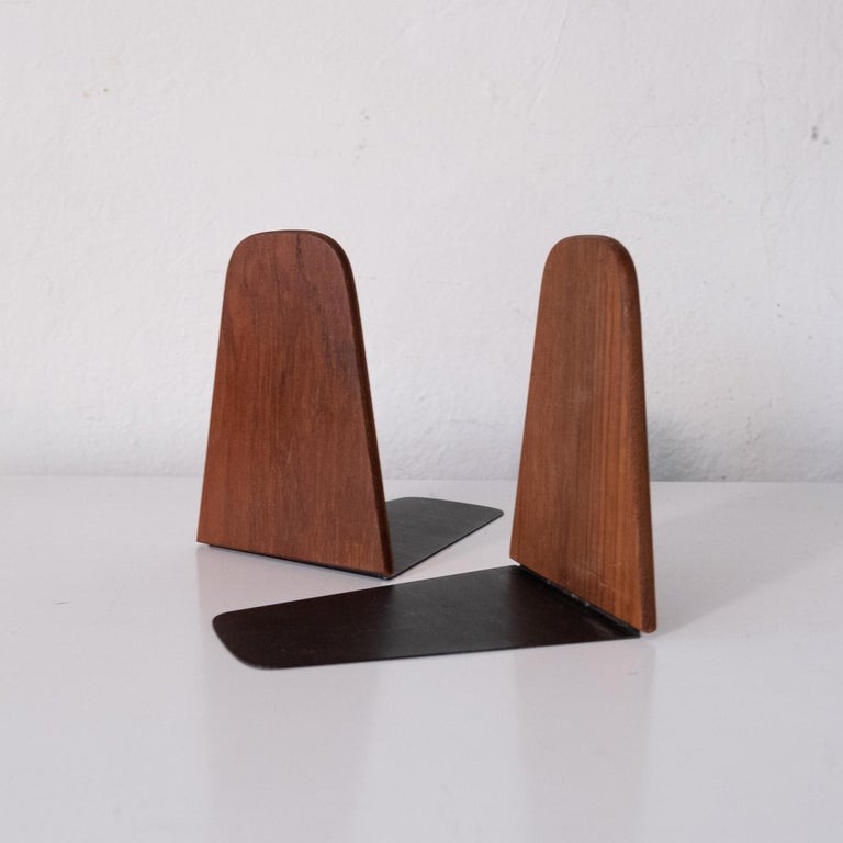 Set of Danish Midcentury Teak Bookends by Kai Kristiansen, 1960s In Good Condition For Sale In San Diego, CA