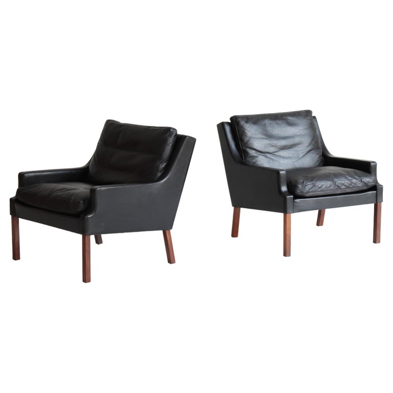 Set of Danish Modern Lounge Chairs in Black Leather by Rud Thygesen, 1966 For Sale