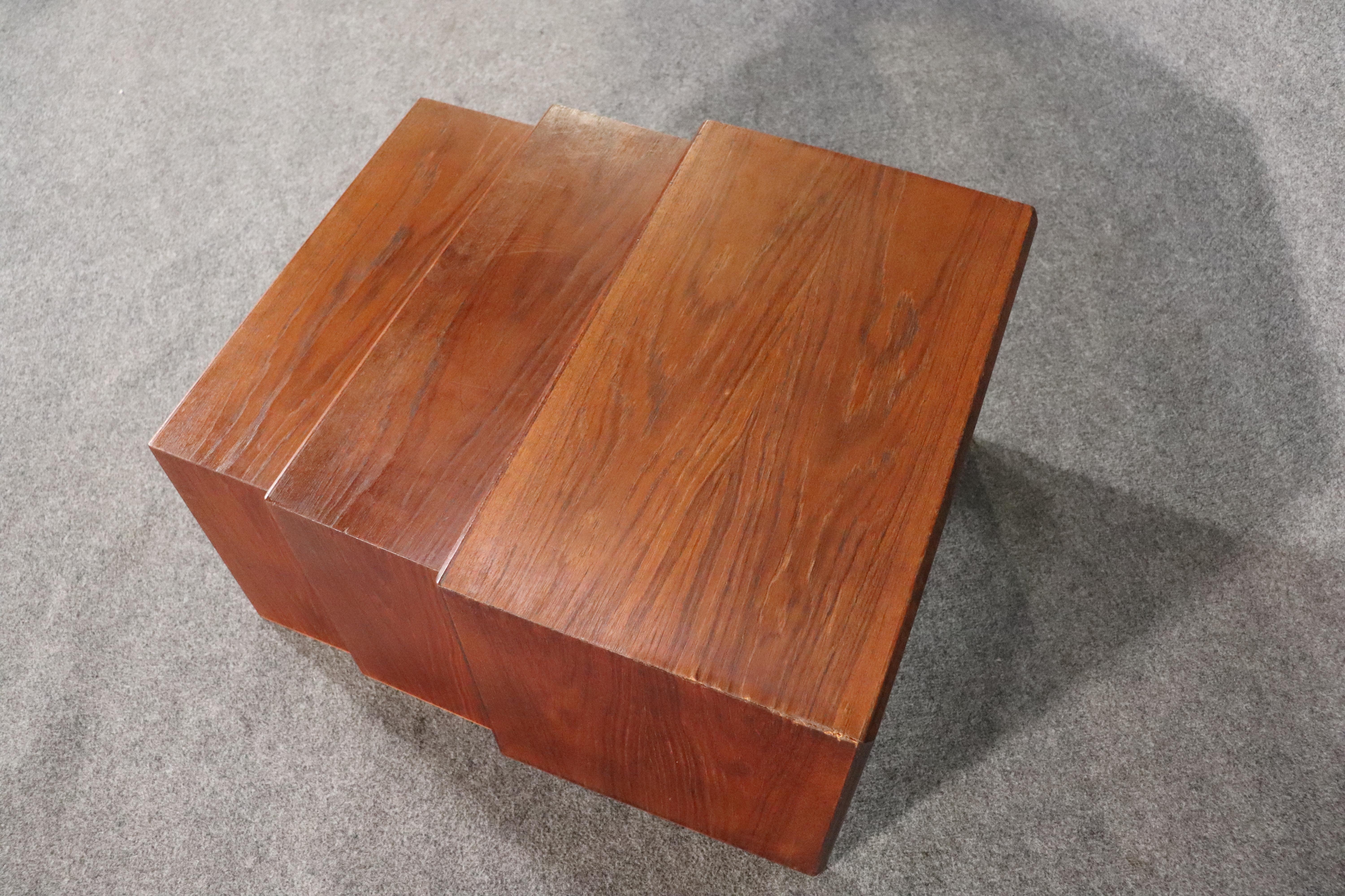 Set of Danish Nesting Tables In Good Condition For Sale In Brooklyn, NY