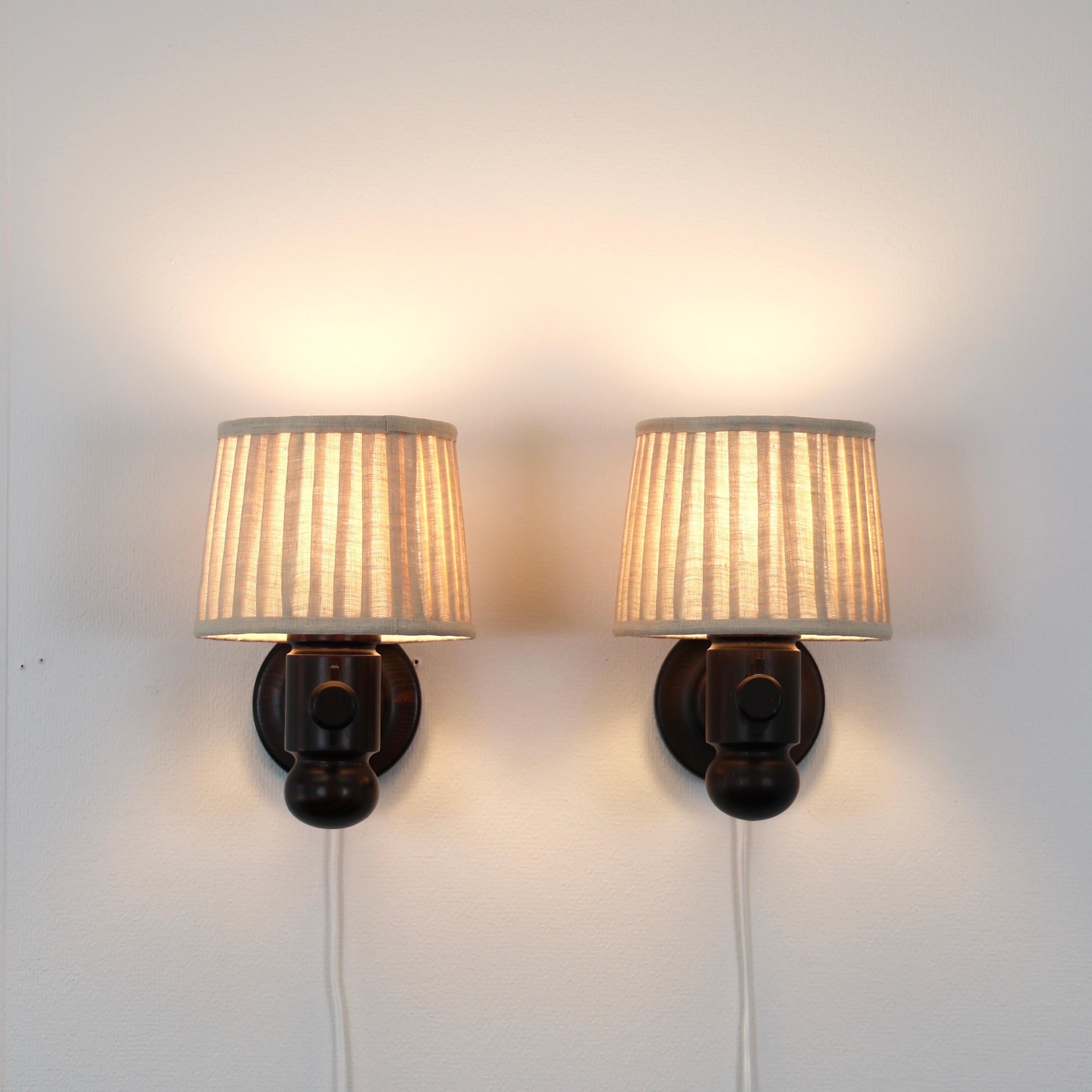 Set di lampade da parete colorate scure di Jan Wickelgren per Aneta, Svezia, anni '70 in vendita 2