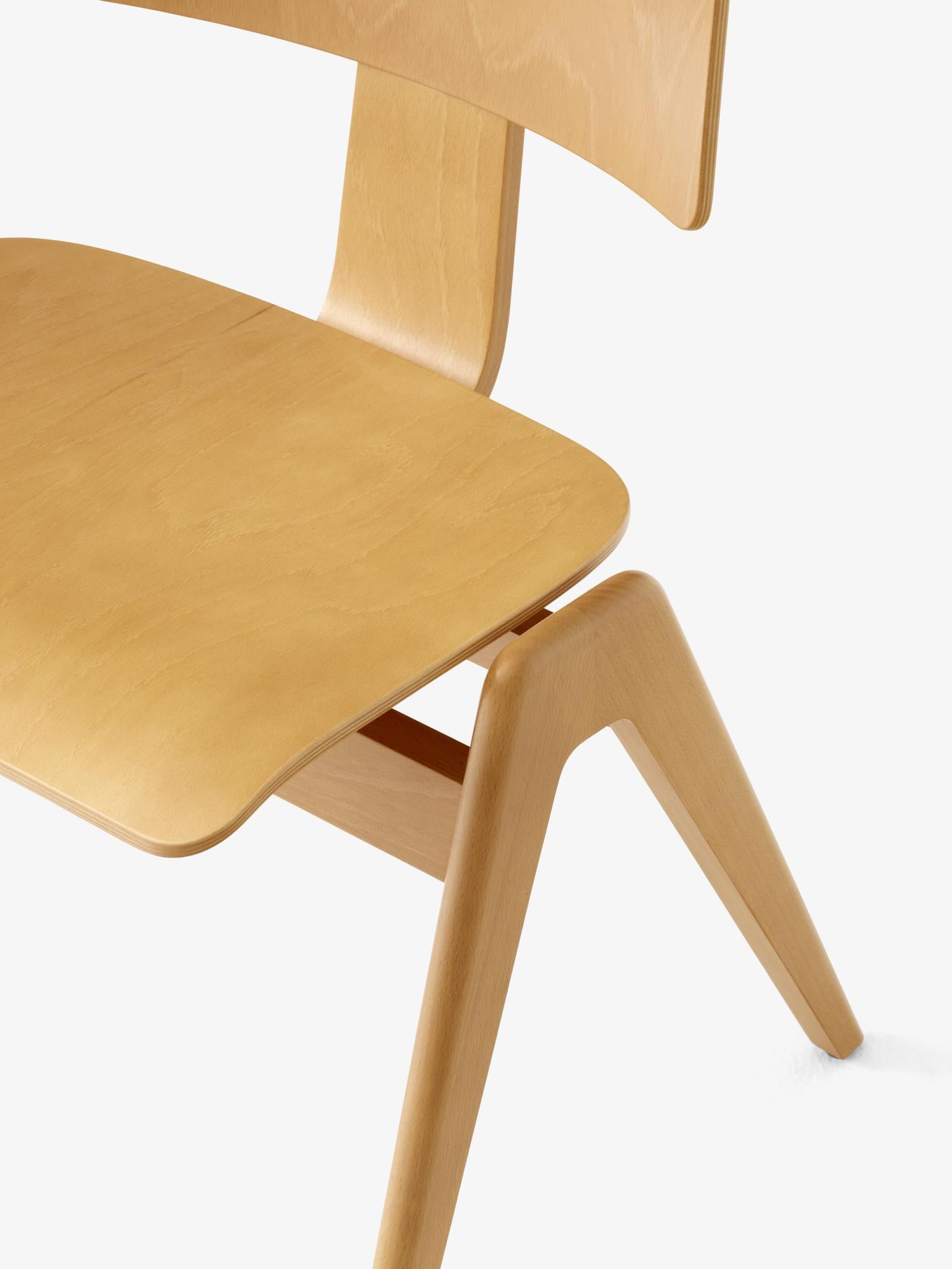 Contemporary Set of Daystak Table and Chair - Beech - by Robin Day for &Tradition For Sale