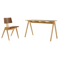 Set di tavolo e sedia Daystak - Beeche/Fenix Verde e Beech/Walnut- by Robin Day