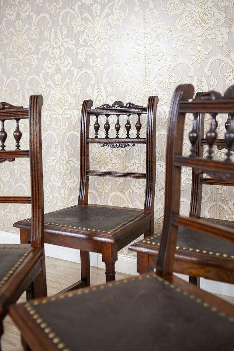 Set of Decorative Oak Chairs From the, Early 20th Century For Sale 3
