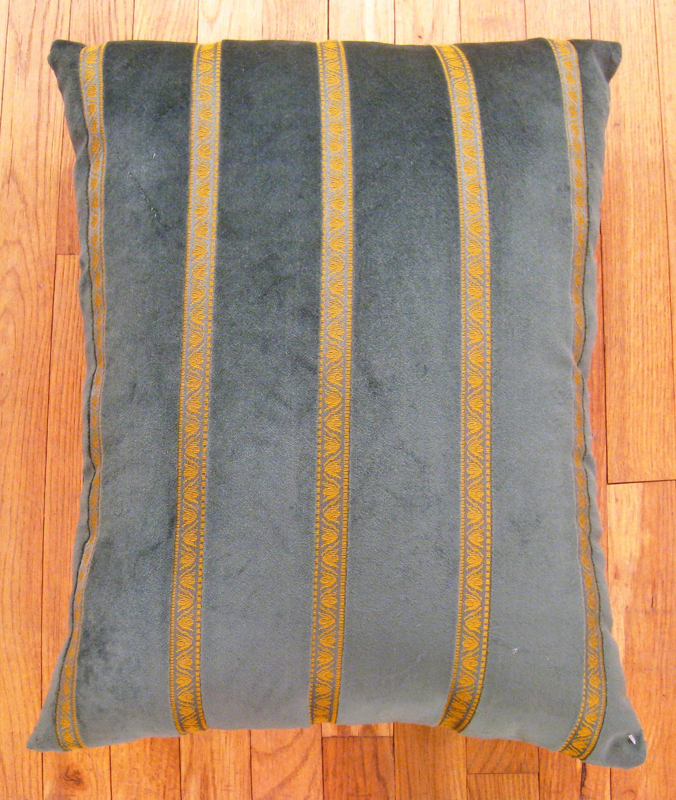Wool Set of Decorative Vintage Green Velvet Pillows with Art Deco Design For Sale