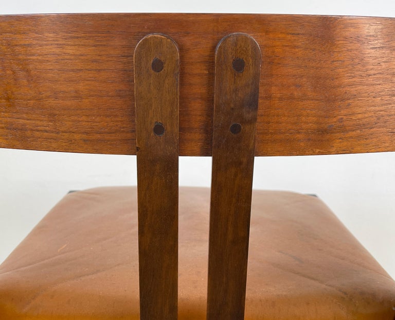 Italian Set of Dining Chairs by Ammanati Titina, Vitelli Giampiero For Sale