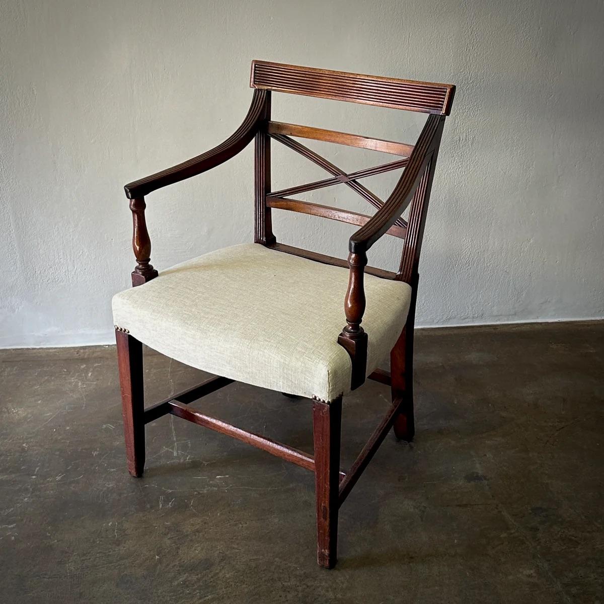 Ensemble de chaises de salle à manger en vente 4