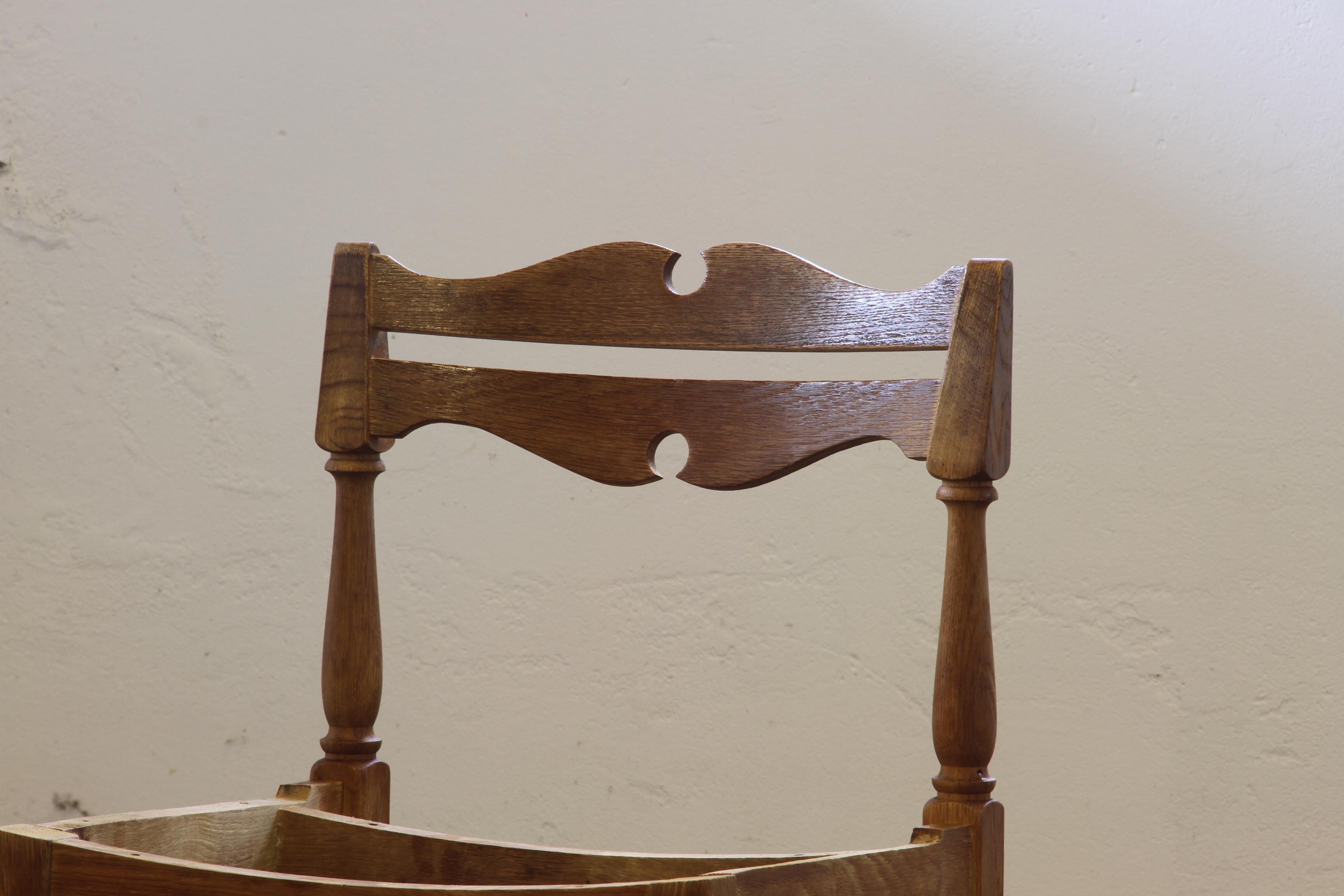 Juego de sillas de comedor a la manera de Henning Kjærnulf 4