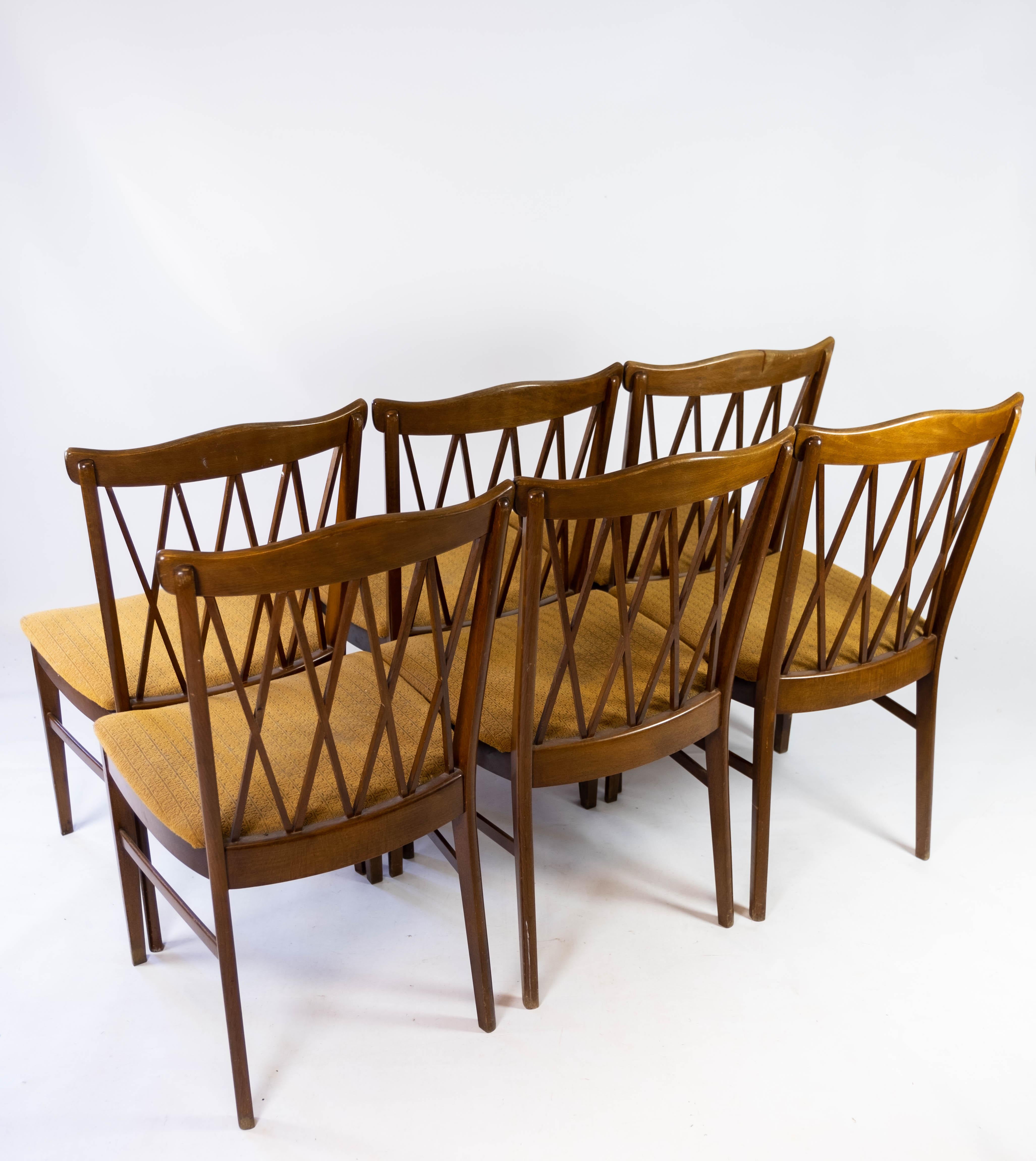 Danish Set of Dining Room Chairs of Walnut and Upholstered with Dark Fabric, 1940s For Sale