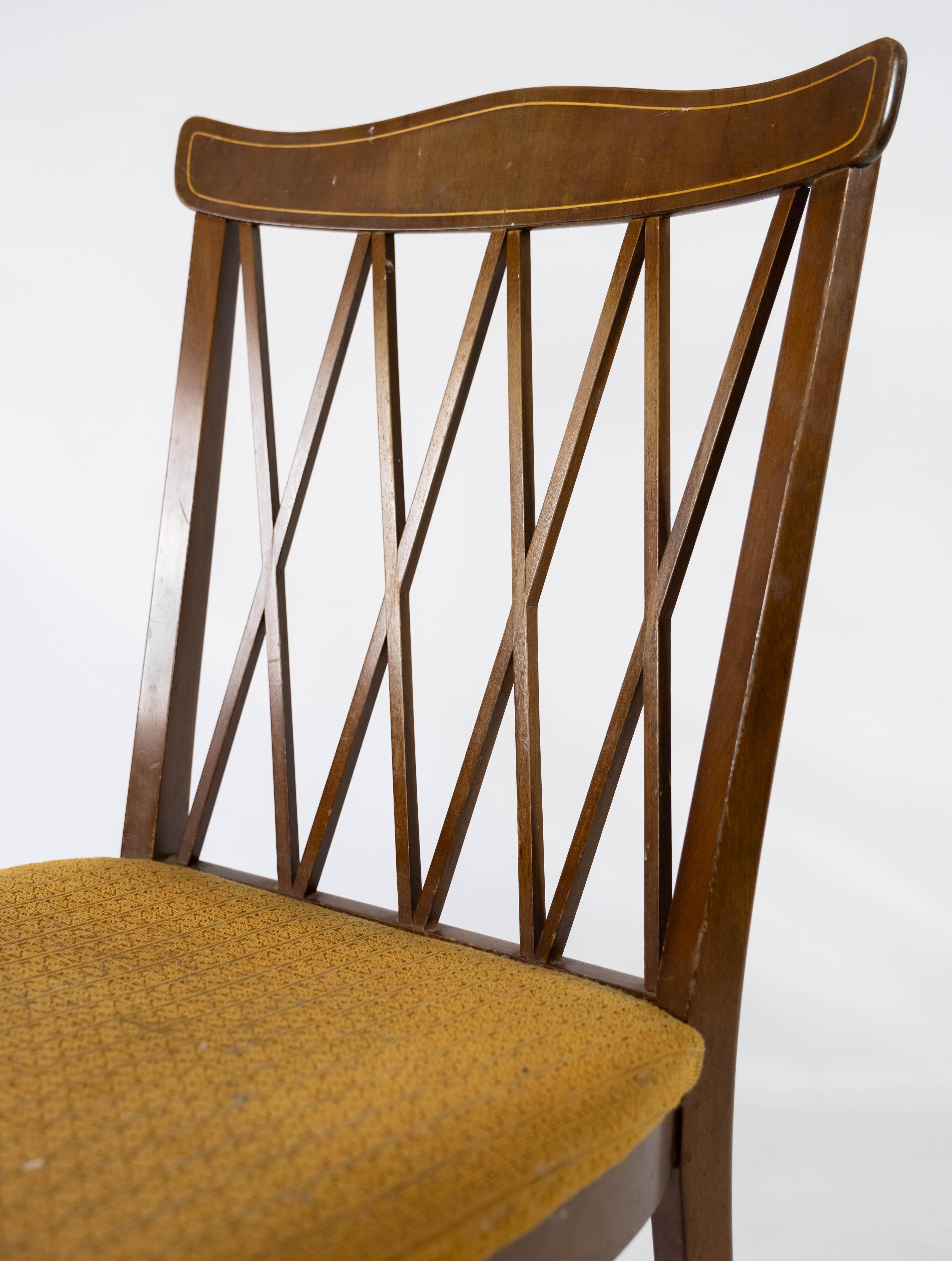Mid-20th Century Set of Dining Room Chairs of Walnut and Upholstered with Dark Fabric, 1940s For Sale