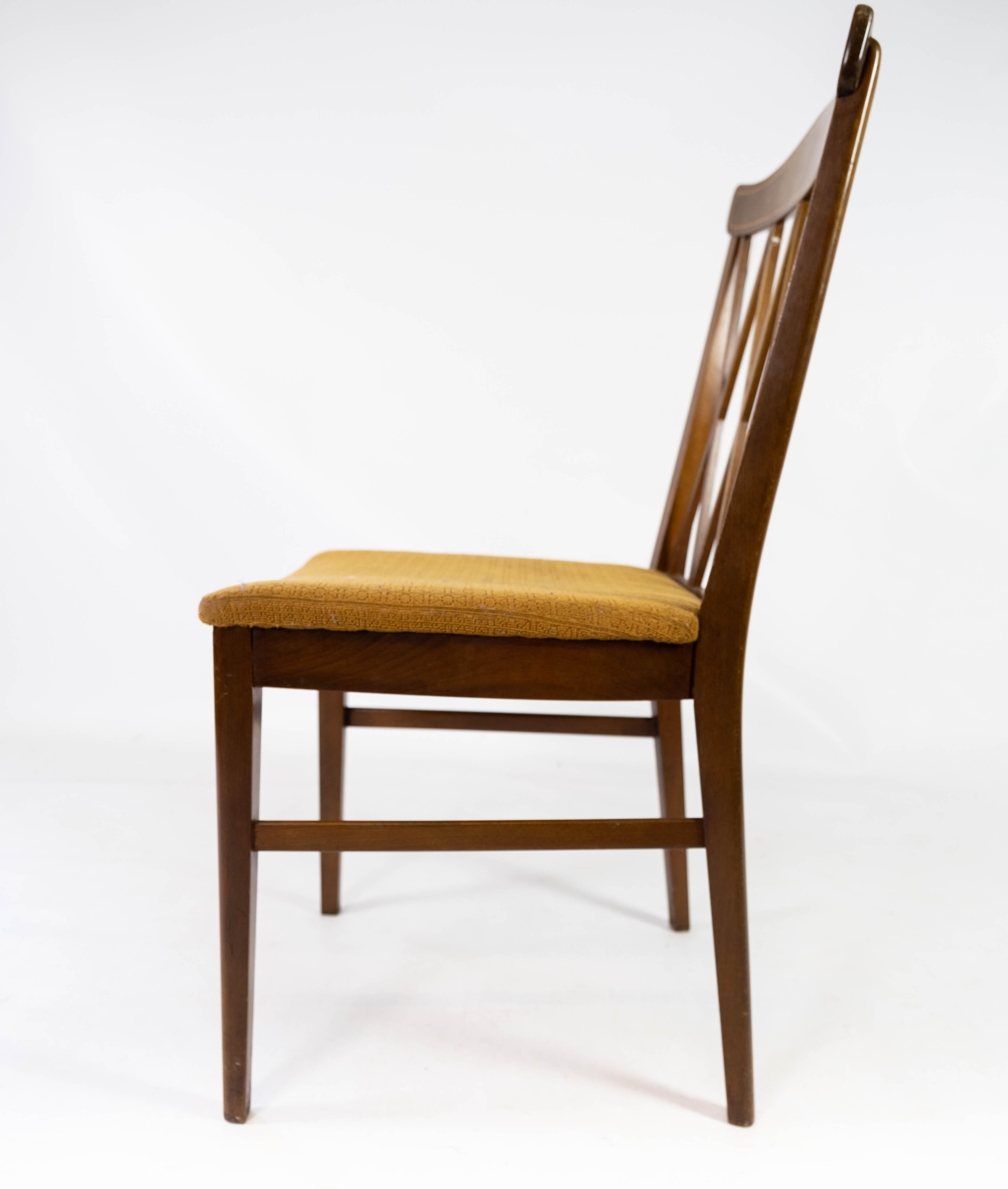 Set of Dining Room Chairs of Walnut and Upholstered with Dark Fabric, 1940s For Sale 3