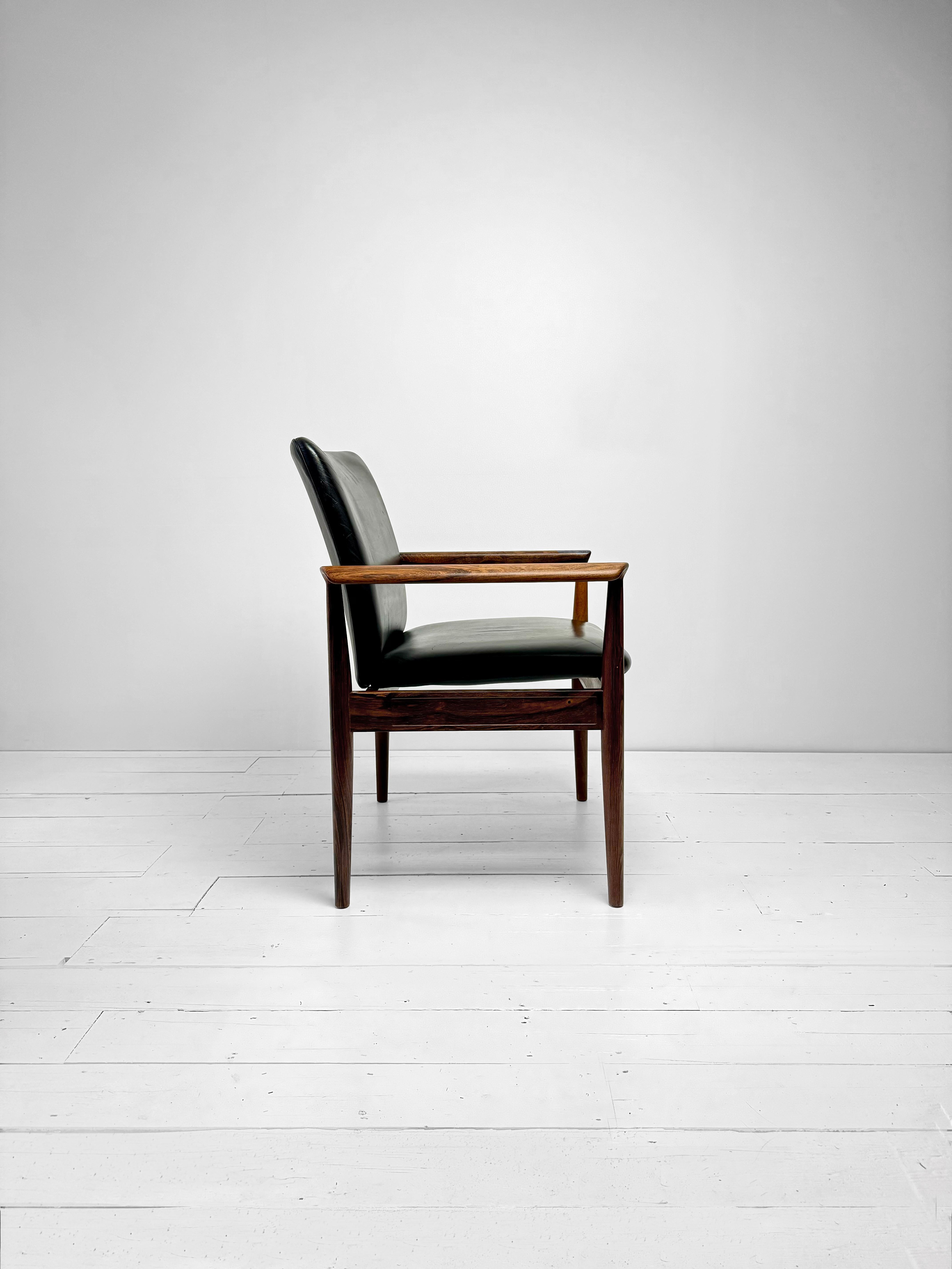 Set of Diplomat Armchairs in Rosewood and Leather by Finn Juhl, Denmark c.1960's For Sale 1