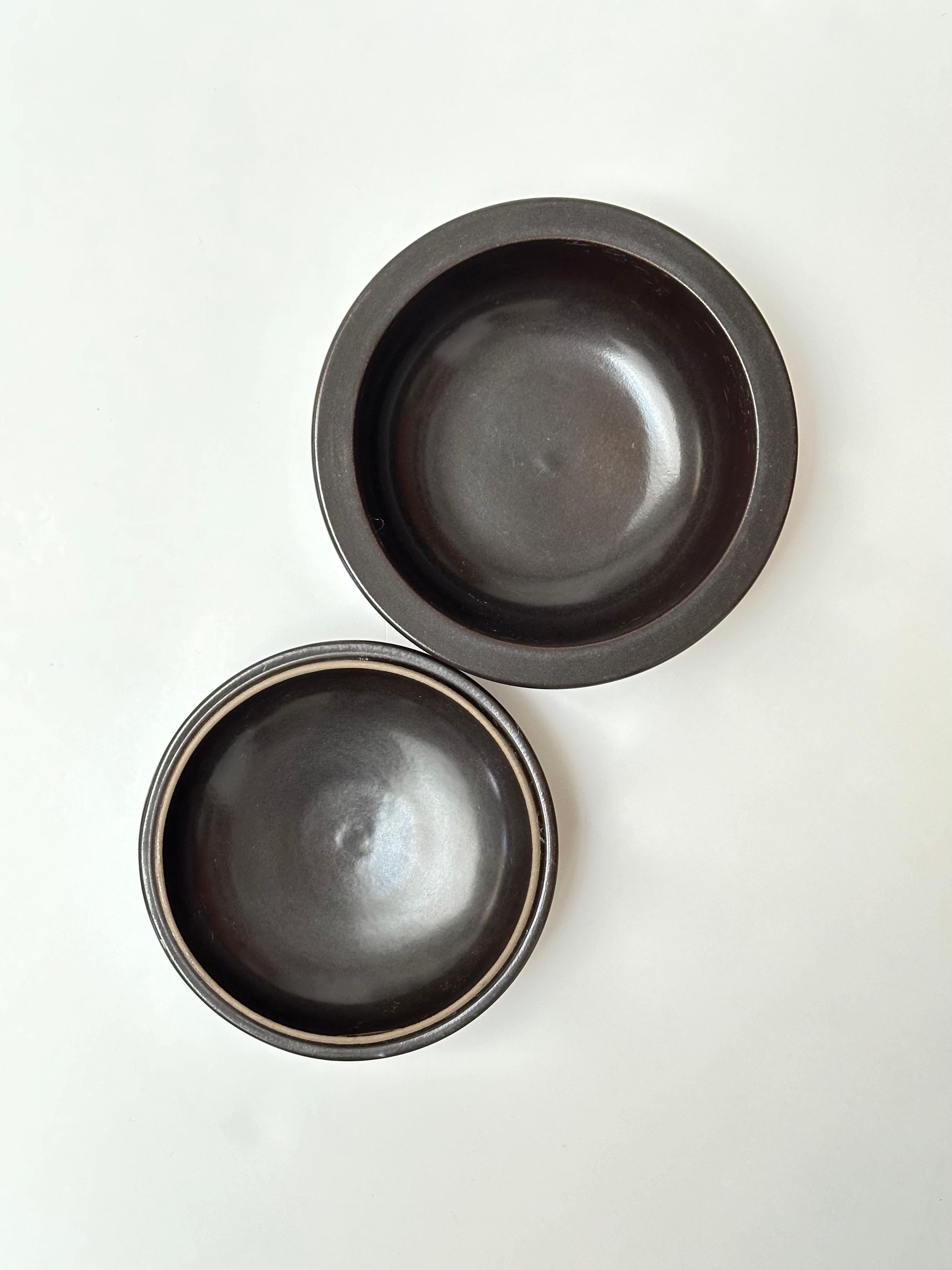 Finlandese Set di piatti Liekki, Ulla Procope per Arabia, Finlandia C.C. 1960 in vendita