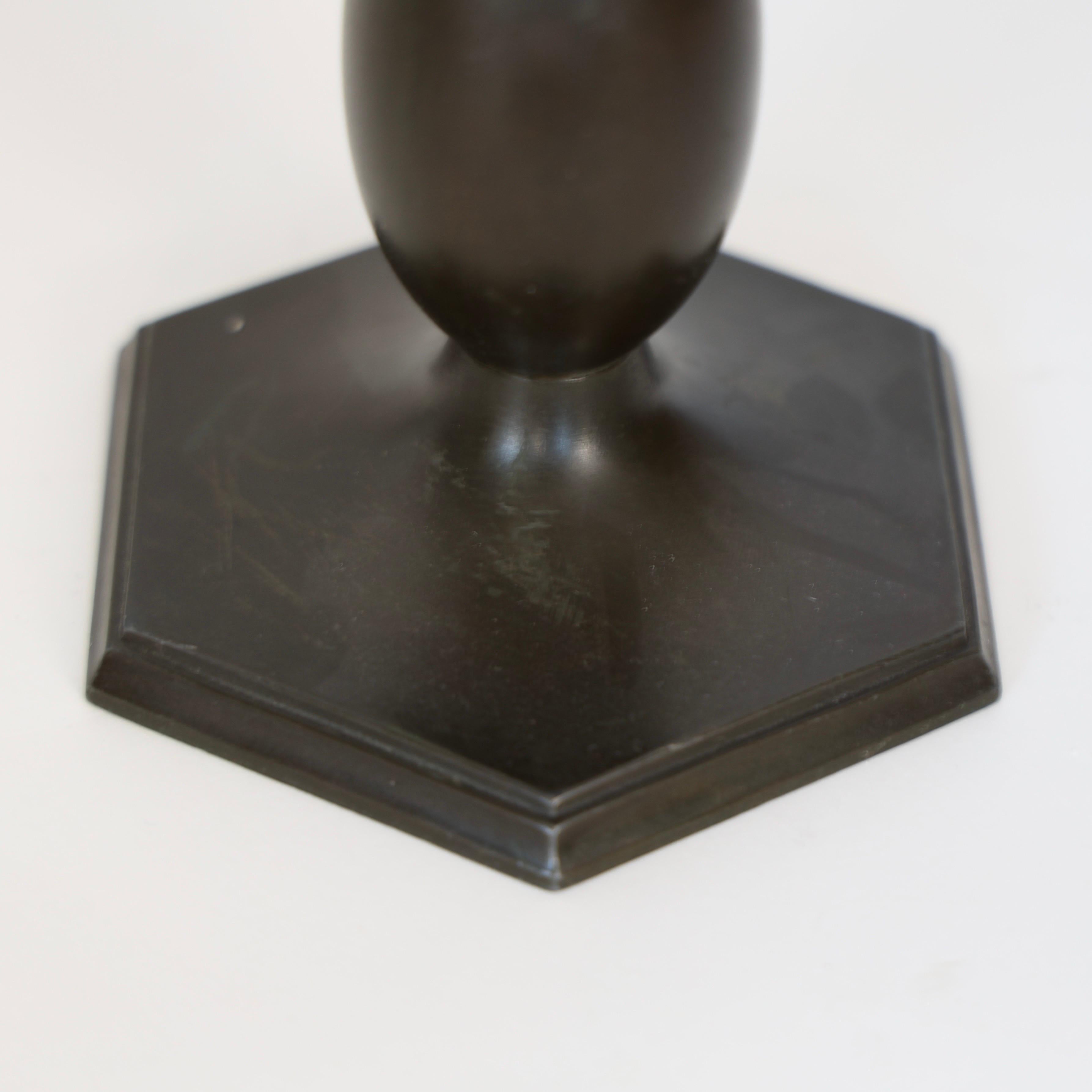 Set di candelieri Diskometal di Just Andersen, anni '20, Danimarca in vendita 5