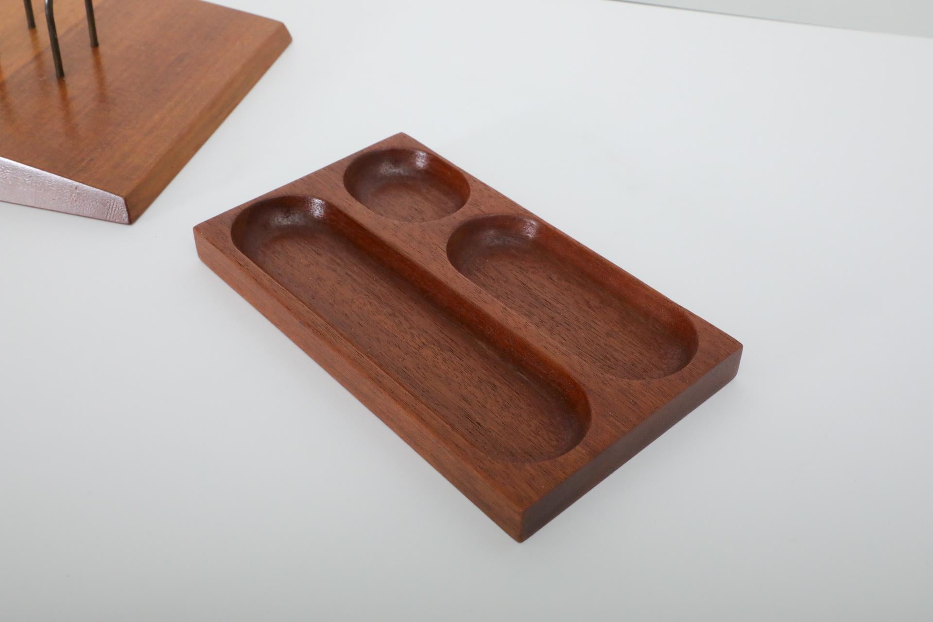 Set of Dutch Mid-Century, Jens Risom Inspired Teak Office Desk Accessories For Sale 3