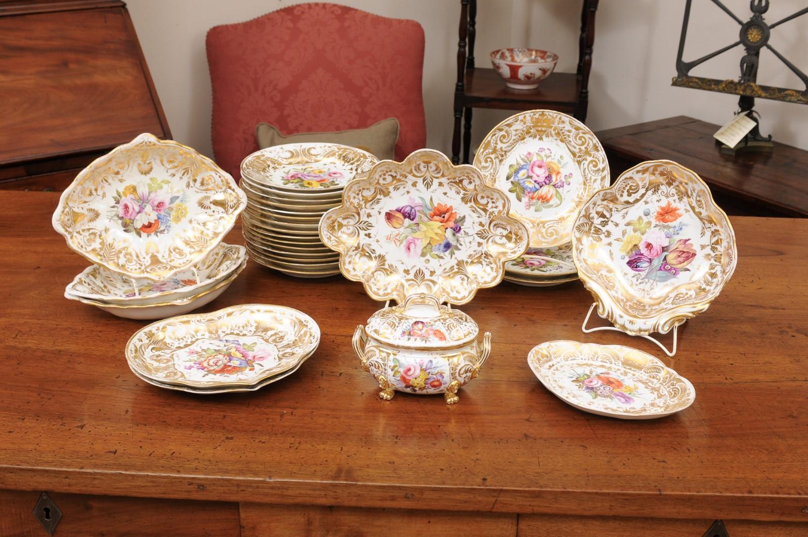 Set of Early 19th Century English Derby Porcelain Dessert Service. 18 plates, 7 shaped dishes, 1 sauce tureen with lid and underplate.