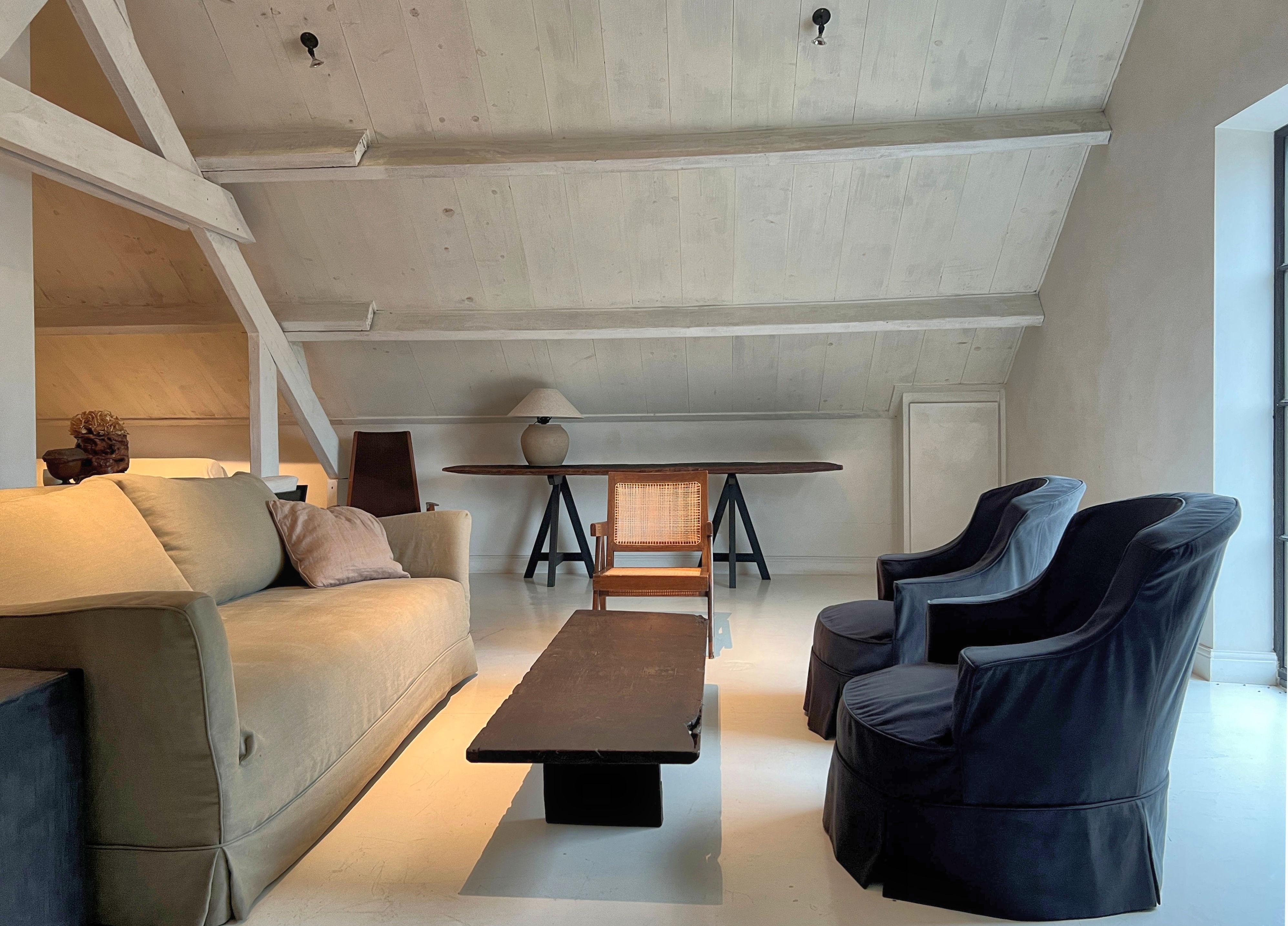 Juego de sillas club con funda de principios del siglo XX en venta 4