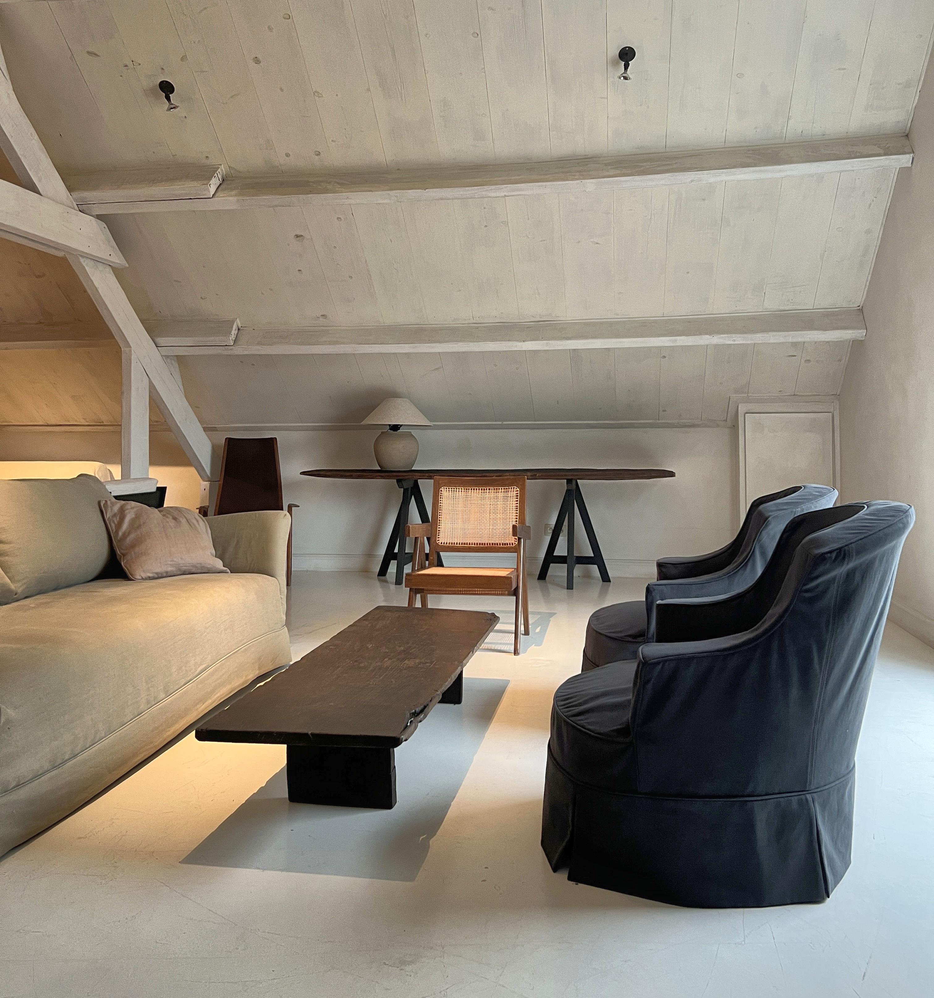 Juego de sillas club con funda de principios del siglo XX en venta 5