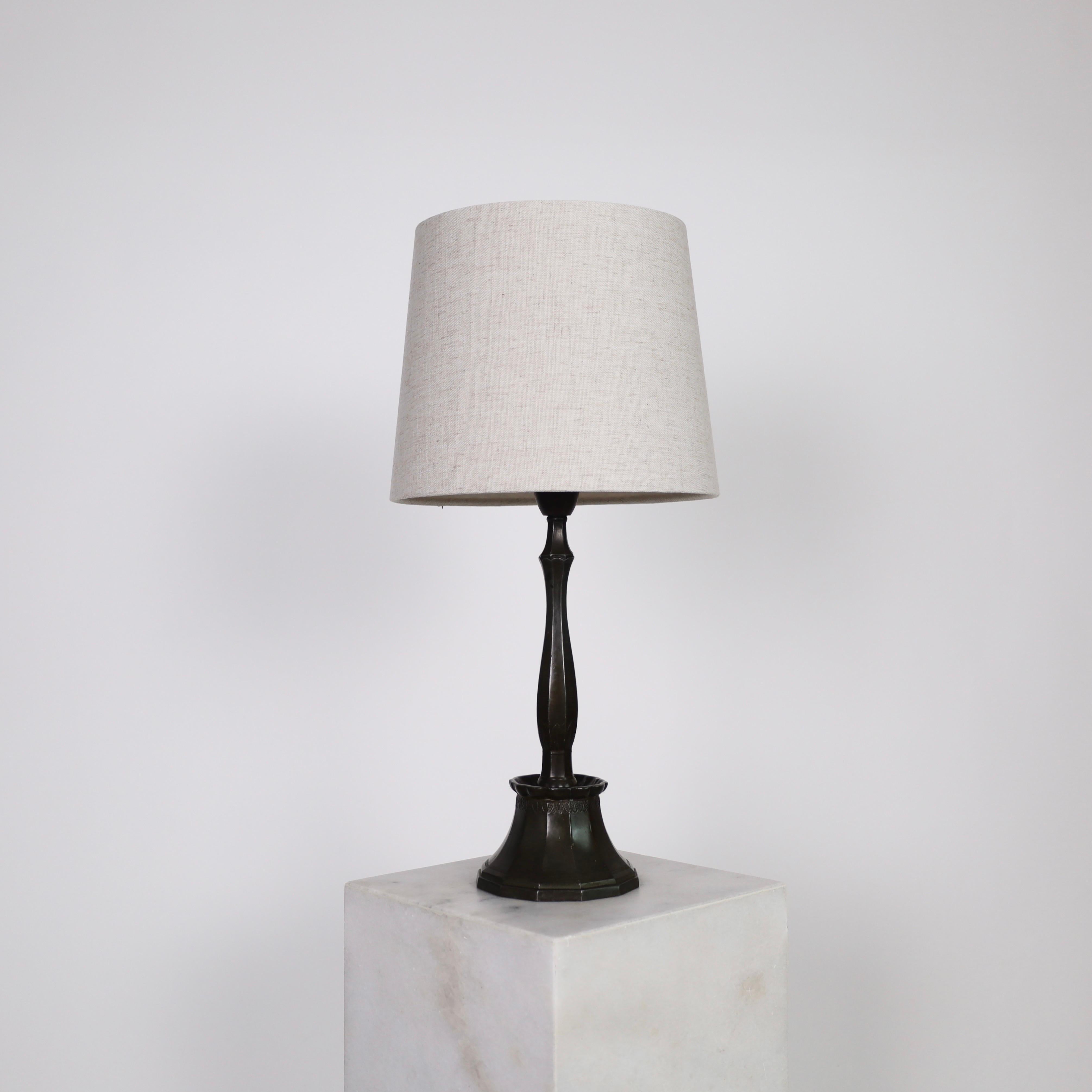 Métal Ensemble de lampes de table Just Andersen, années 1920, Danemark en vente