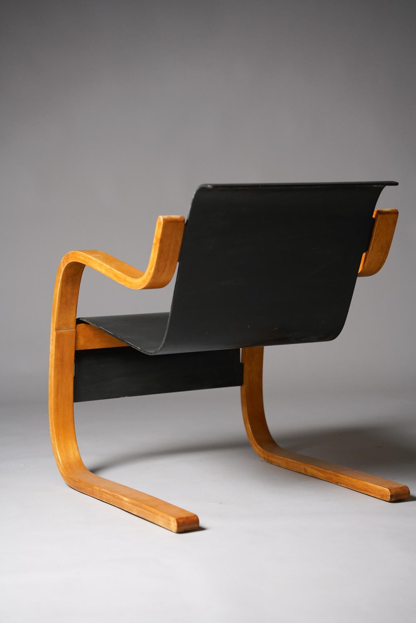 Set of Early Model 42 'Little Paimio' Chairs by Alvar Aalto, 1930s In Good Condition In Helsinki, Uusimaa