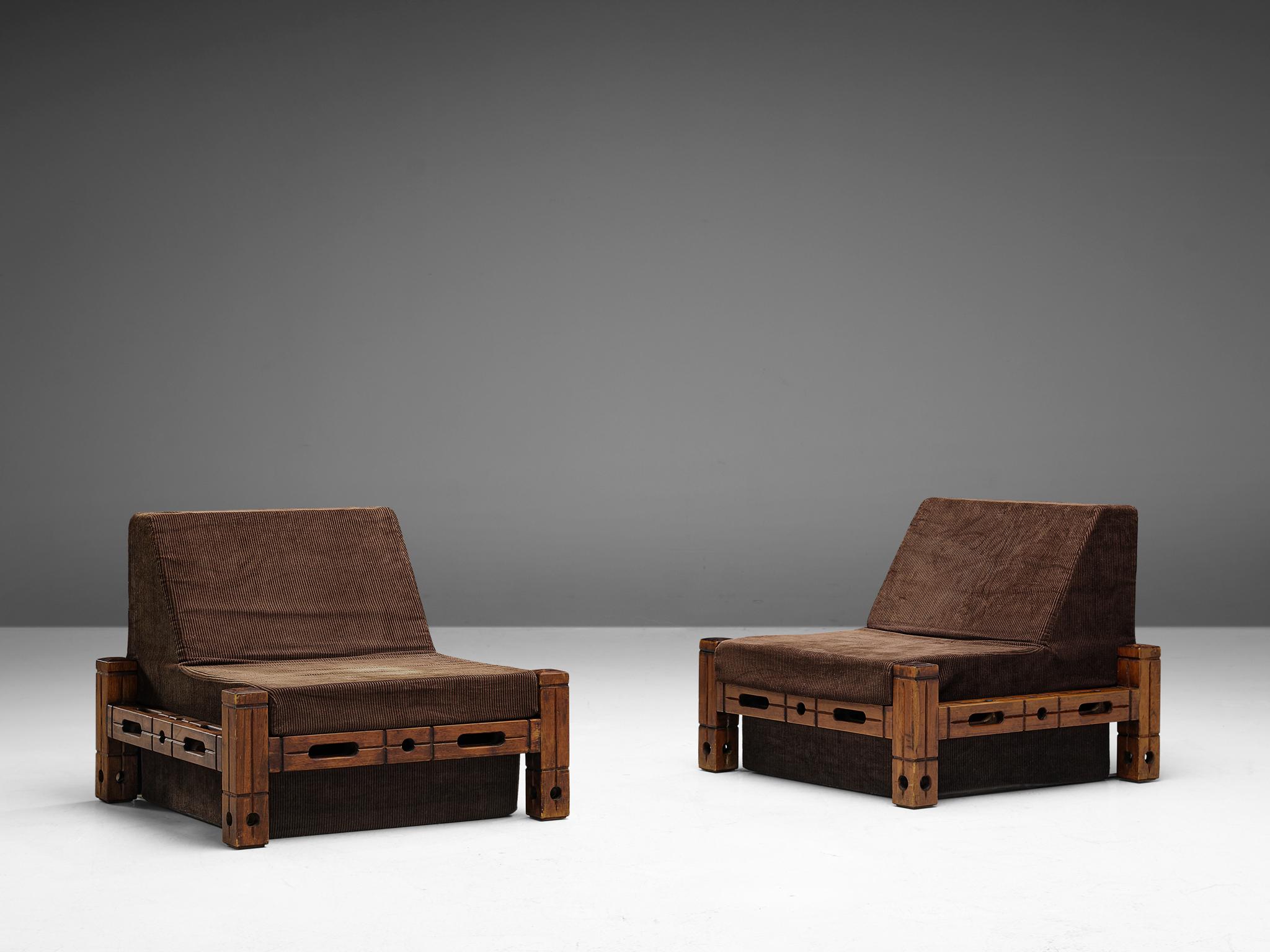 Mid-Century Modern Set of Easy Chairs in Wood and Brown Fabric Upholstery
