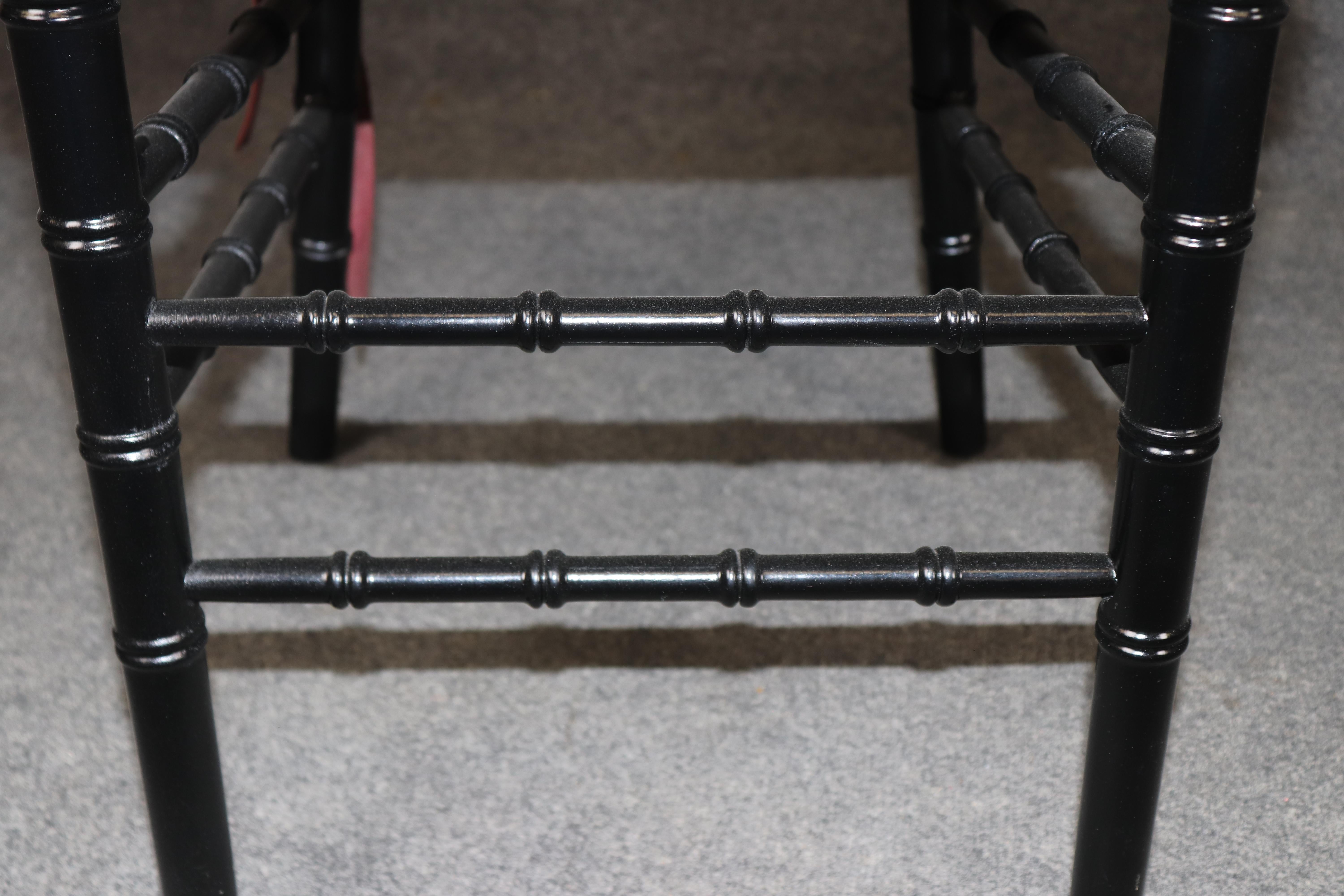 Set di 8 sedie da pranzo in finto bambù ebanizzato francese in vendita 2