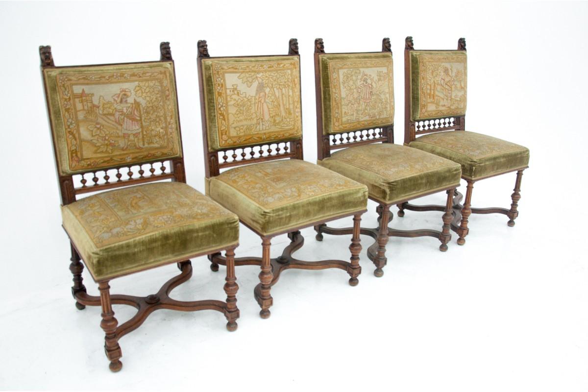 Gothic Set of Eclectic Chairs, Italy, circa 1900