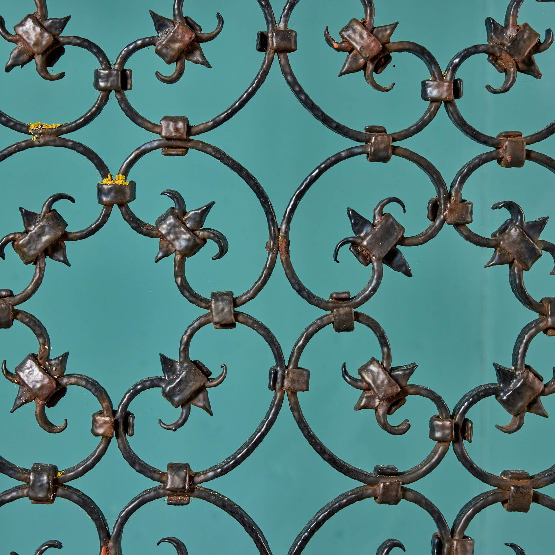 Set of Edwardian Wrought Iron Garden Gates In Fair Condition In Wormelow, Herefordshire