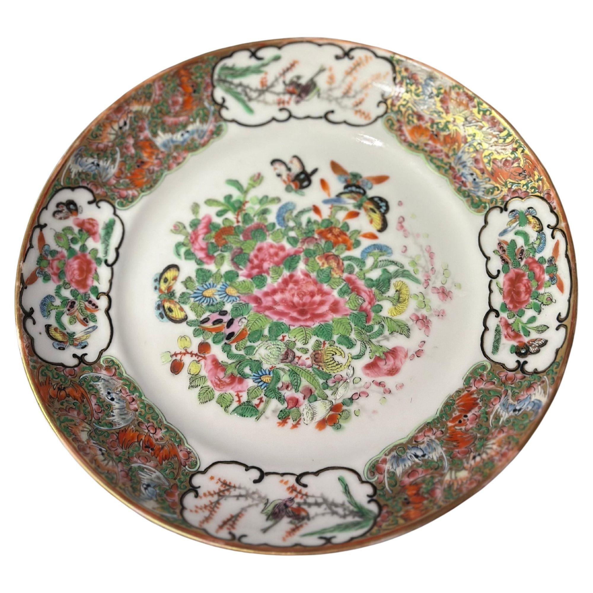 Ensemble de huit assiettes canton roses d'exportation chinoise du 18/19e siècle en vente 3