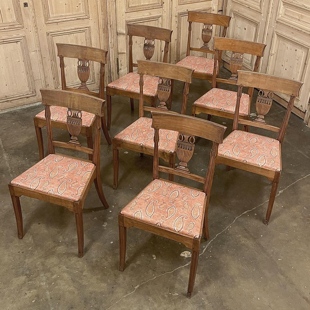 Set of Eight 18th Century Swedish Gustavian Neoclassical Dining Chairs In Good Condition For Sale In Dallas, TX