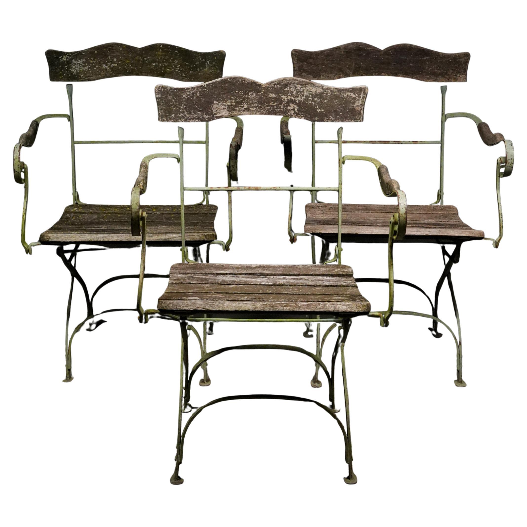 Set di otto sedie da giardino francesi del 1920 in vendita
