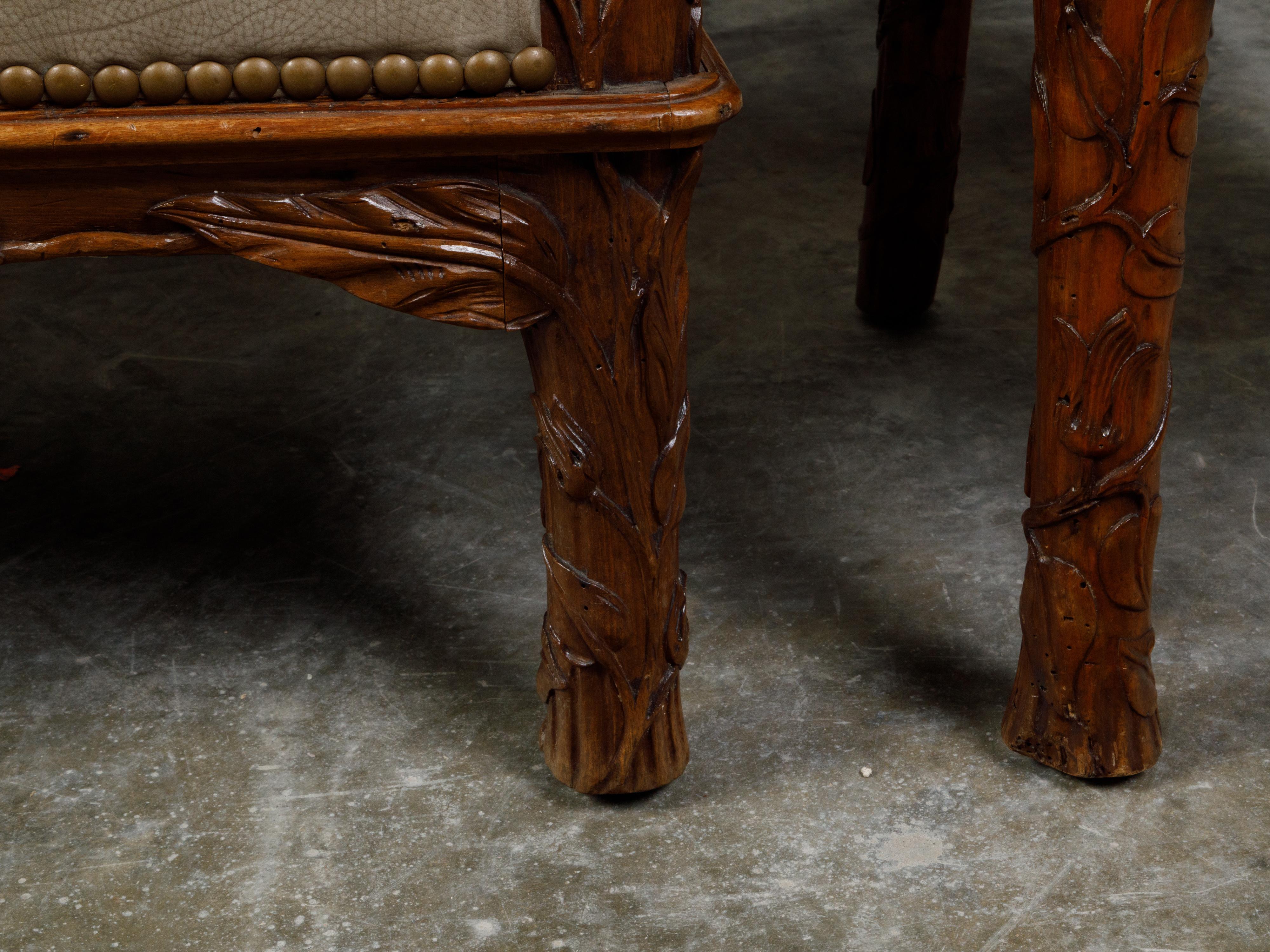 Set of Eight 1920s Black Forest Dining Room Chairs with Hand-Carved Floral Décor For Sale 10