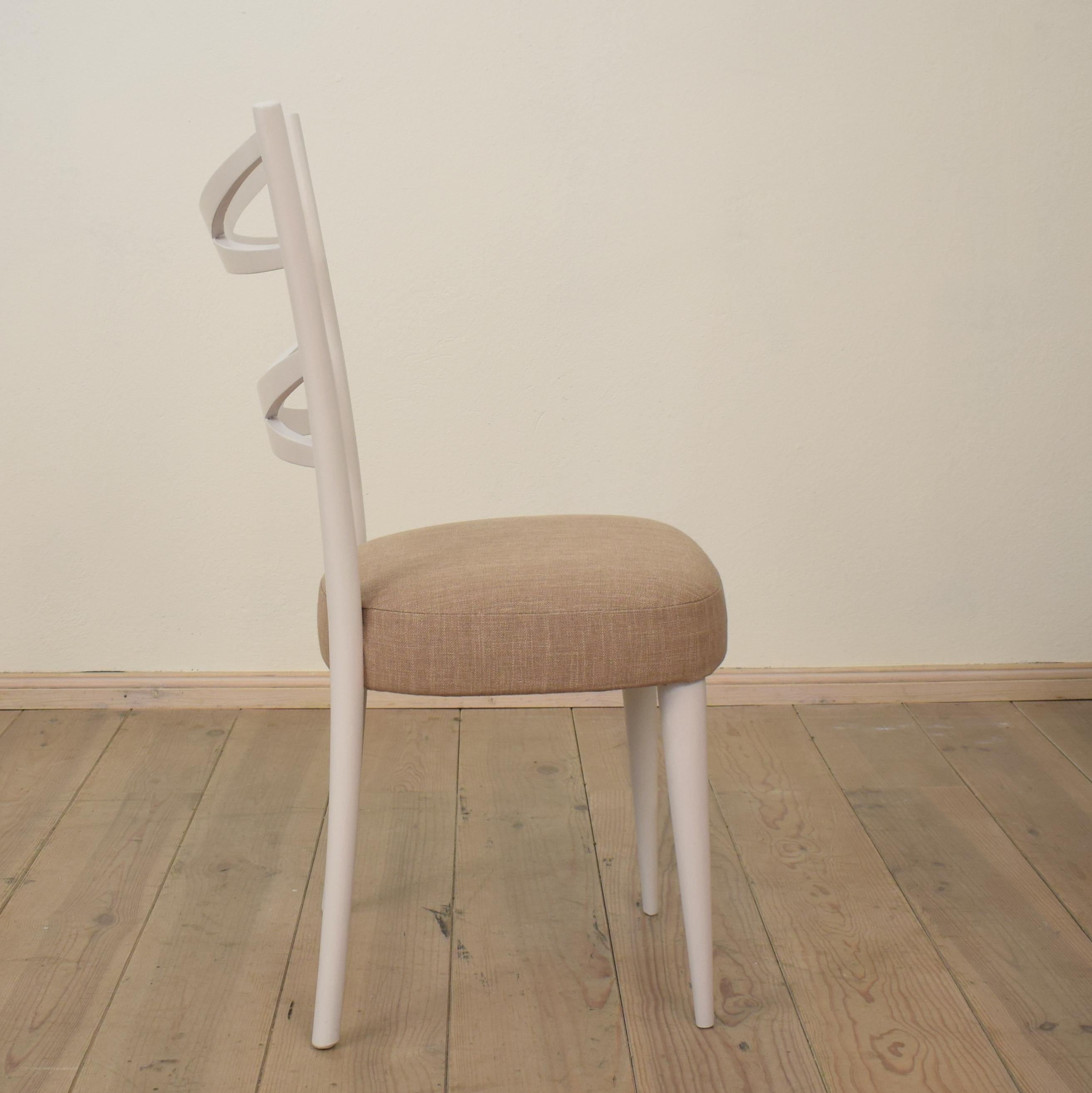 Set of Eight Mid Century 1940s White Italian Dining Chairs Style Osvaldo Borsani 5