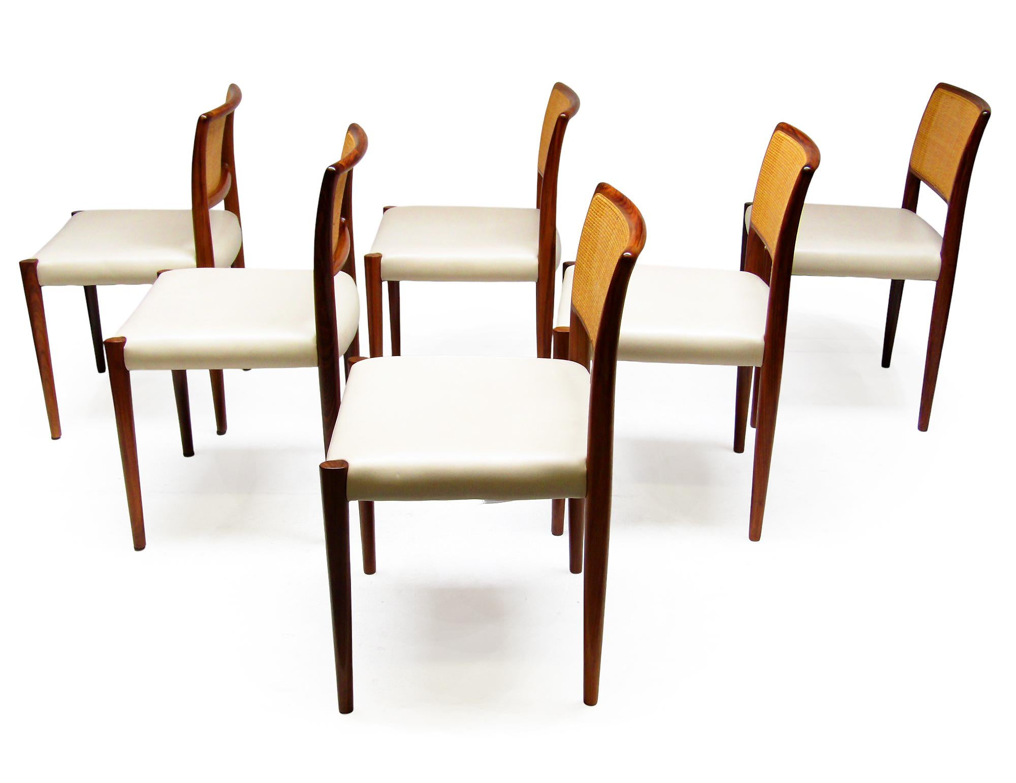 Set Of Eight 1960s Danish Dining Chairs In Rosewood & Rattan By Niels Moller For Sale 7