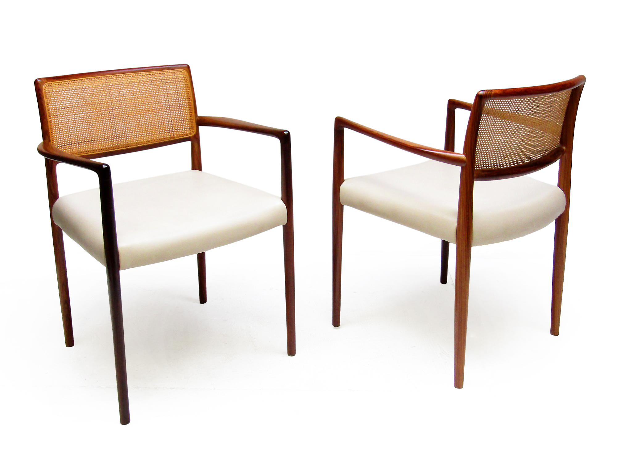 Set Of Eight 1960s Danish Dining Chairs In Rosewood & Rattan By Niels Moller For Sale 9