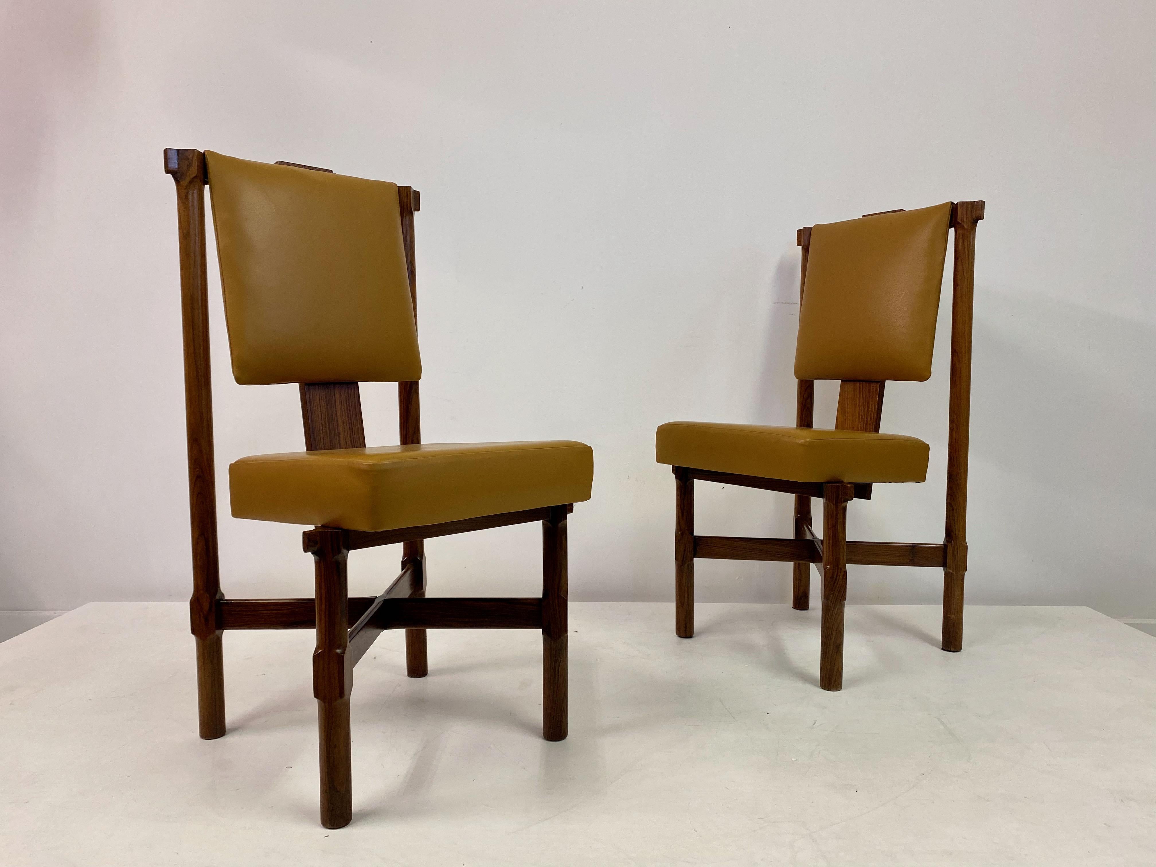 Set of Eight 1960s Italian Iroko and Leather Dining Chairs 6