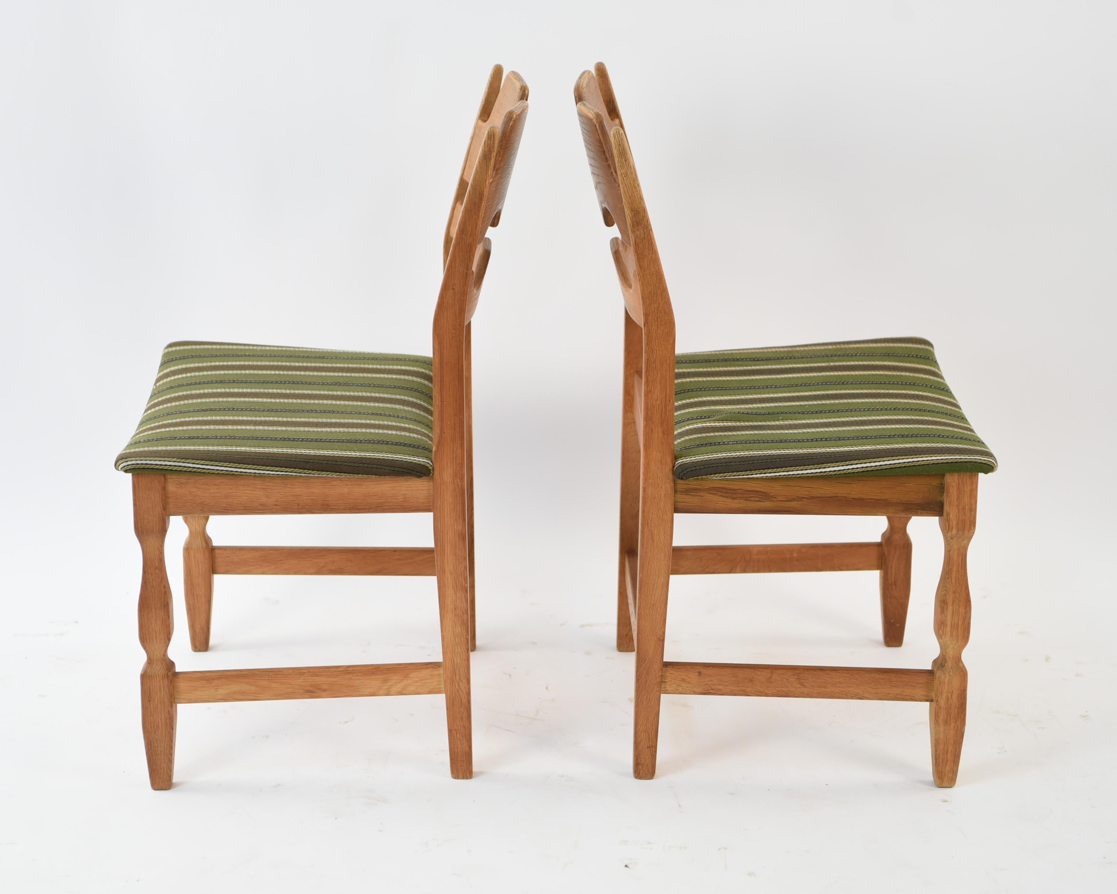 Set of Eight 1960s Oak Dining Chairs by Henning Kjærnulf In Good Condition In Norwalk, CT