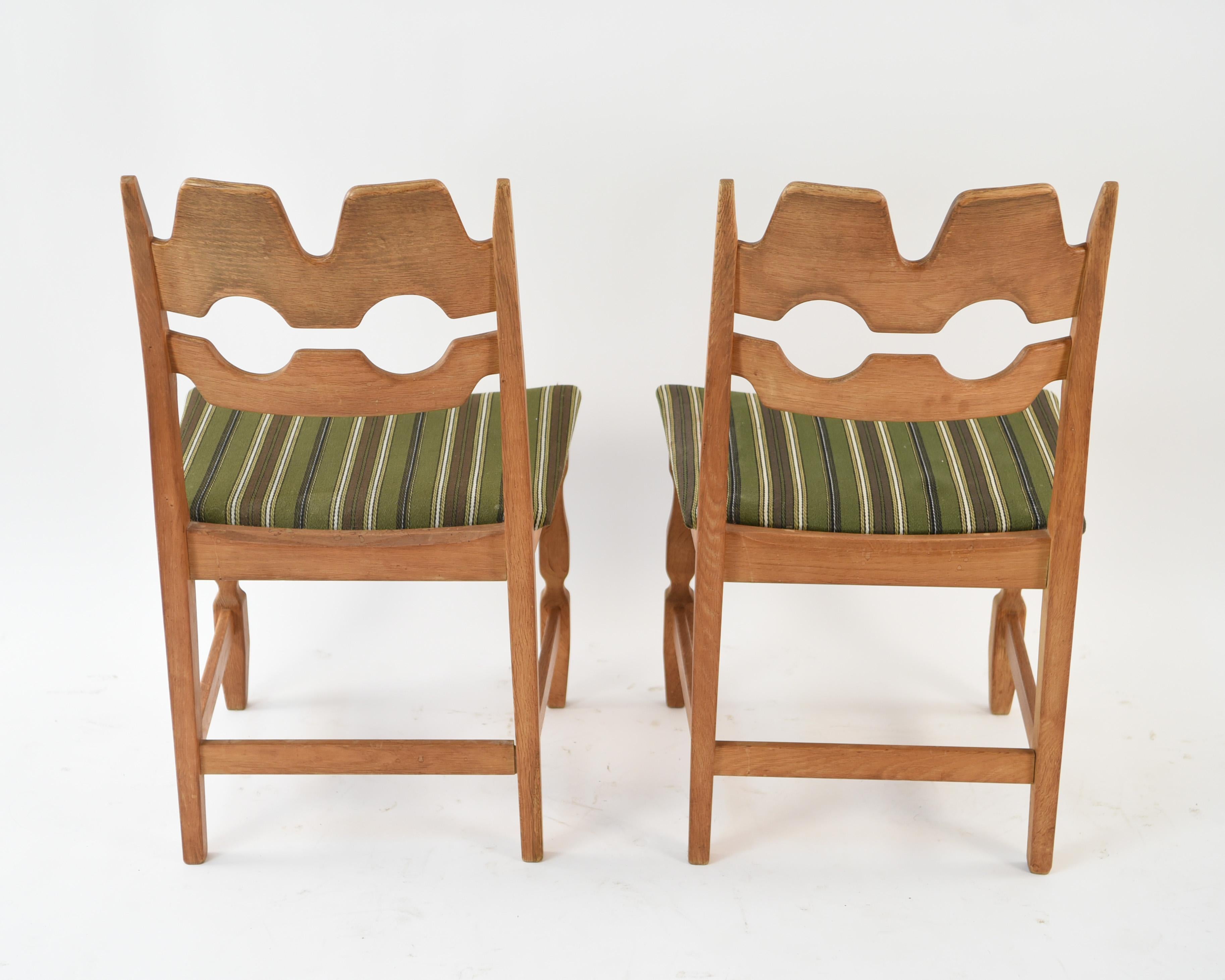 Mid-20th Century Set of Eight 1960s Oak Dining Chairs by Henning Kjærnulf