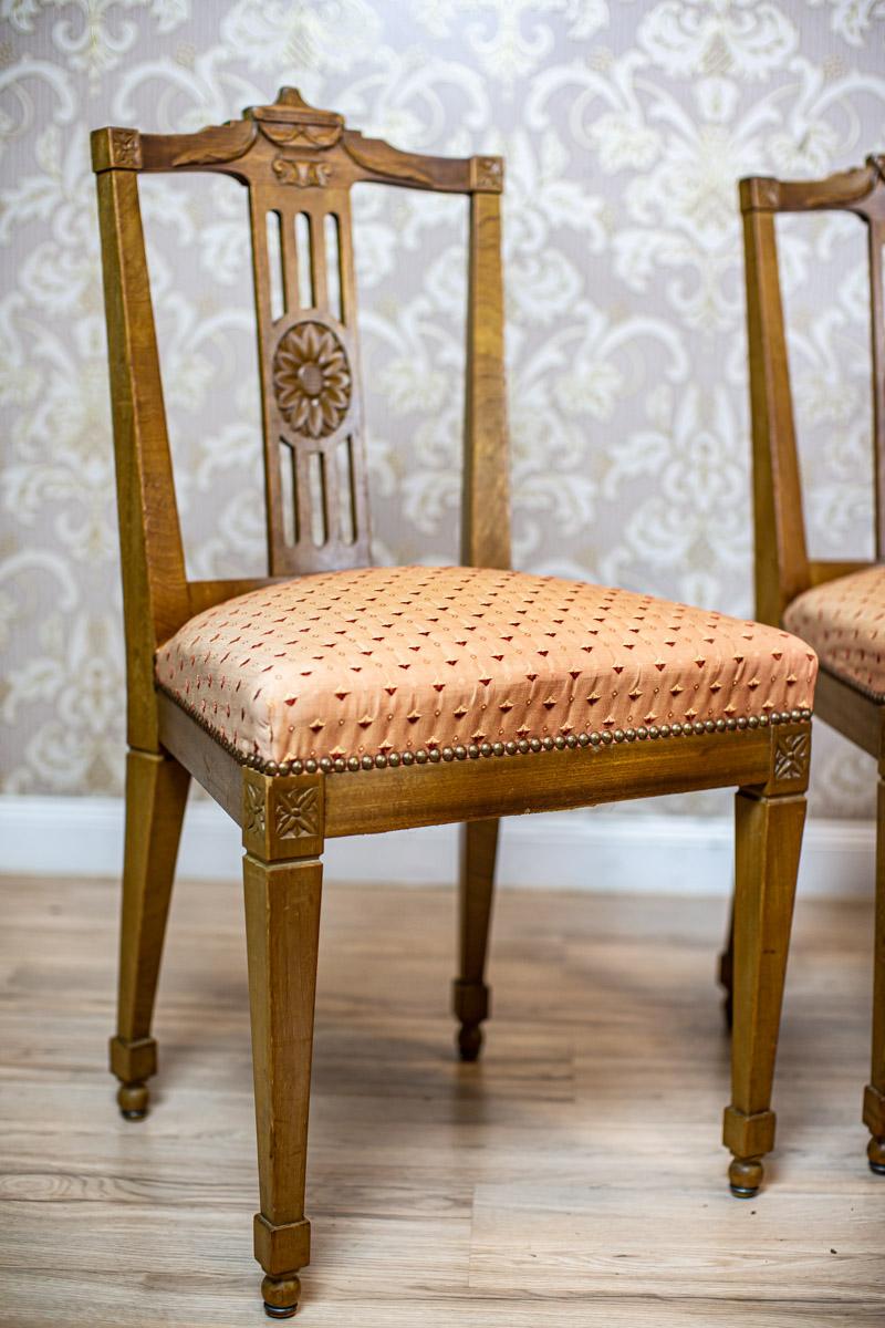 Ensemble de huit chaises Empire en frêne du XIXe siècle avec tapisserie rose saumon en vente 8