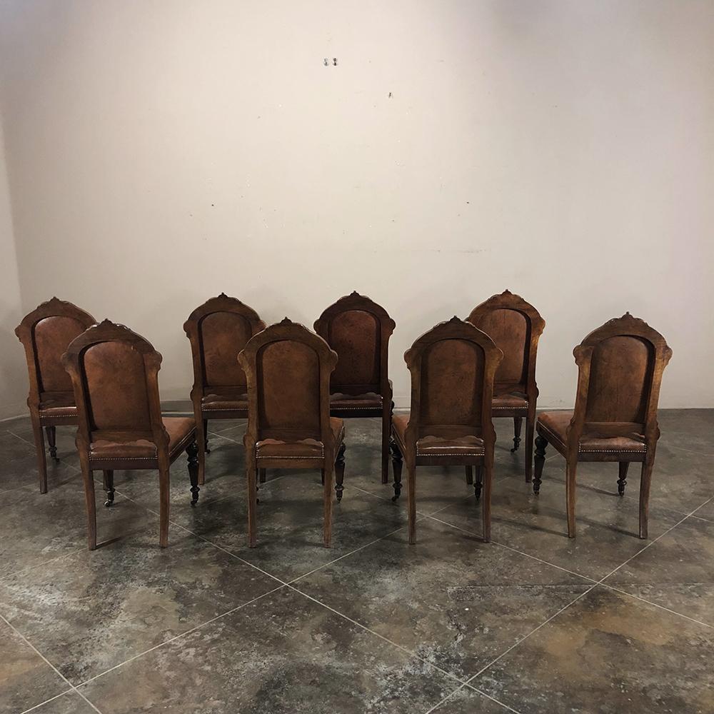 Renaissance Revival Set of Eight 19th Century French Walnut Renaissance Dining Chairs