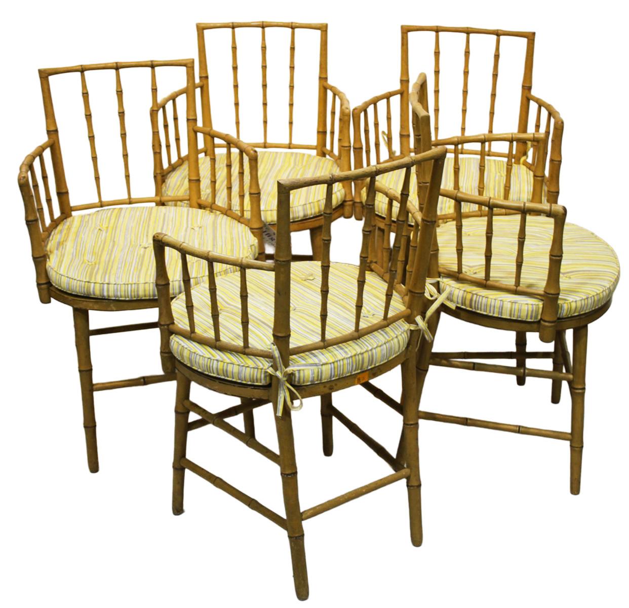 Set of Eight 19th Century Regency Painted Bamboo Chairs Regencia en venta