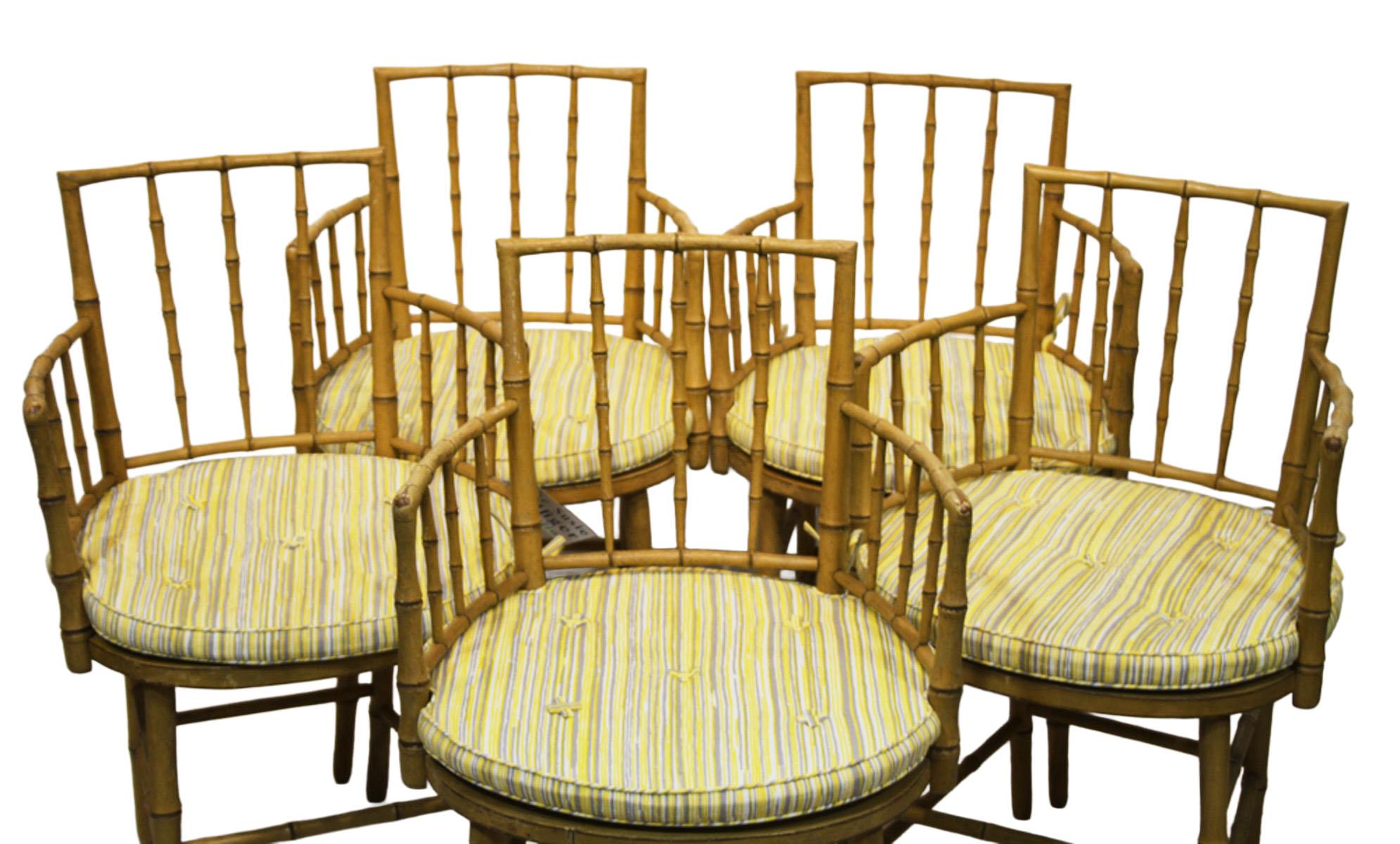 Set of Eight 19th Century Regency Painted Bamboo Chairs en Bueno estado para la venta en Solebury, PA