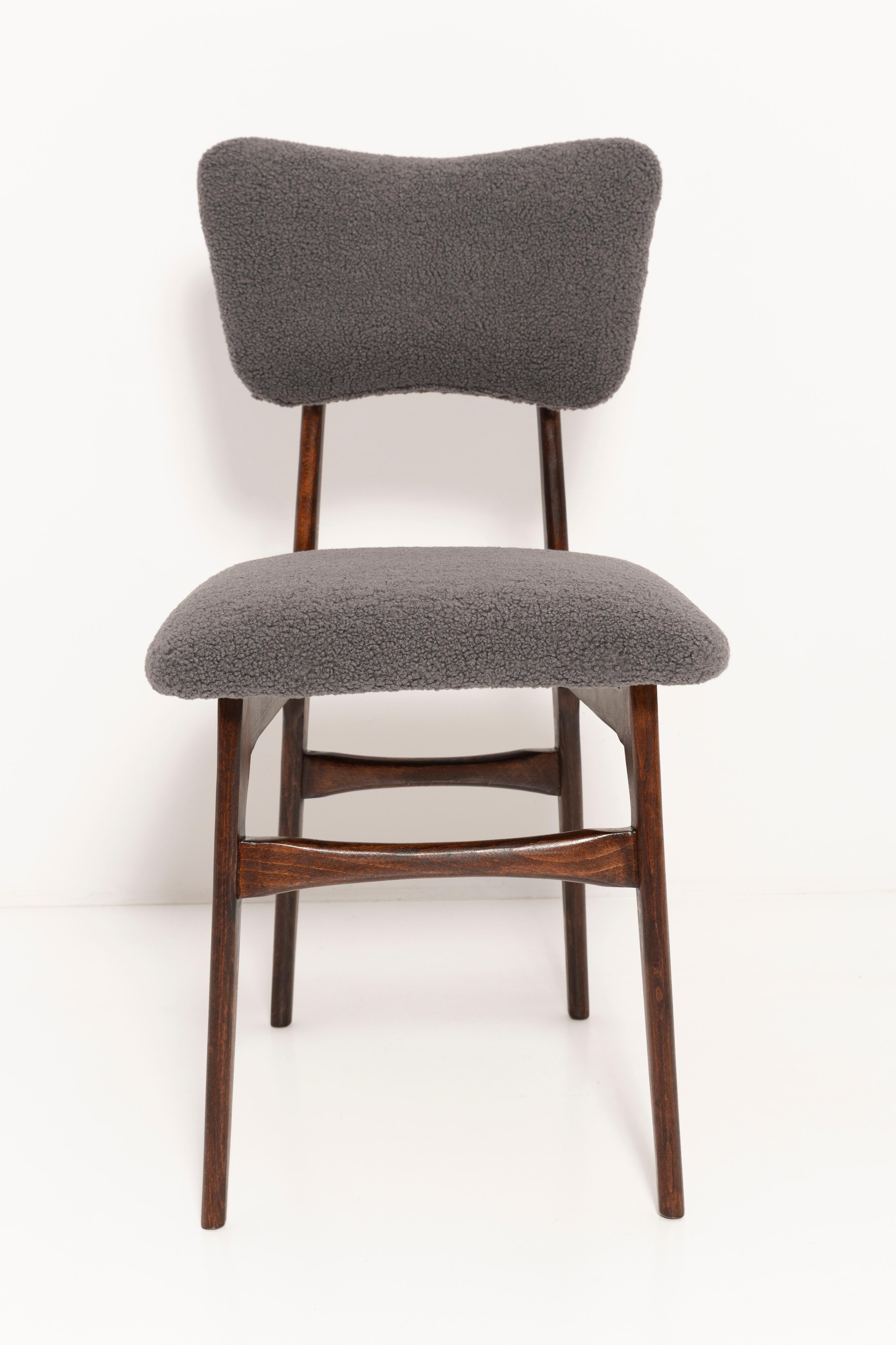Ensemble de huit chaises en bouclette gris foncé du 20ème siècle, Europe, années 1960 en vente 3