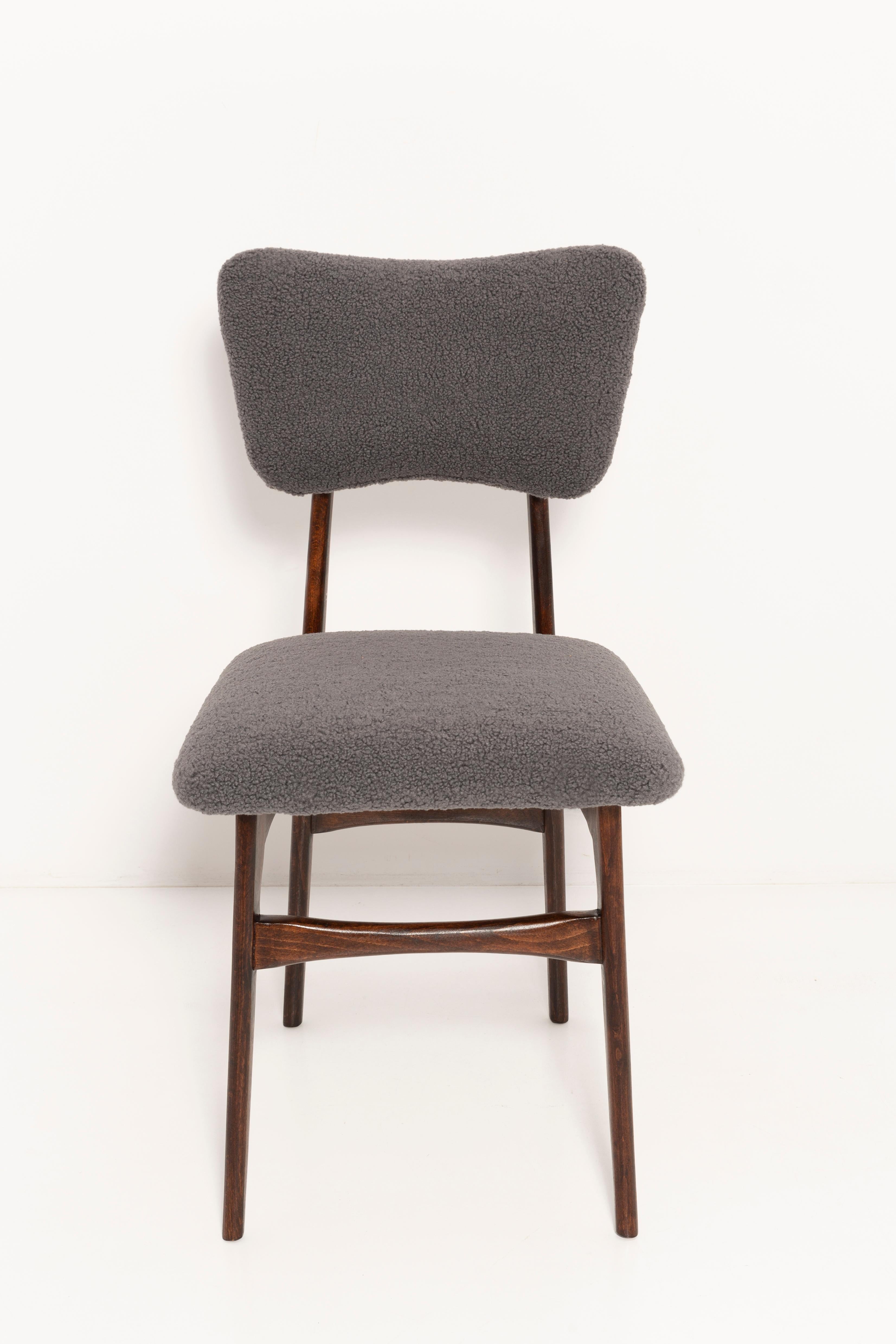 Ensemble de huit chaises en bouclette gris foncé du 20ème siècle, Europe, années 1960 en vente 4