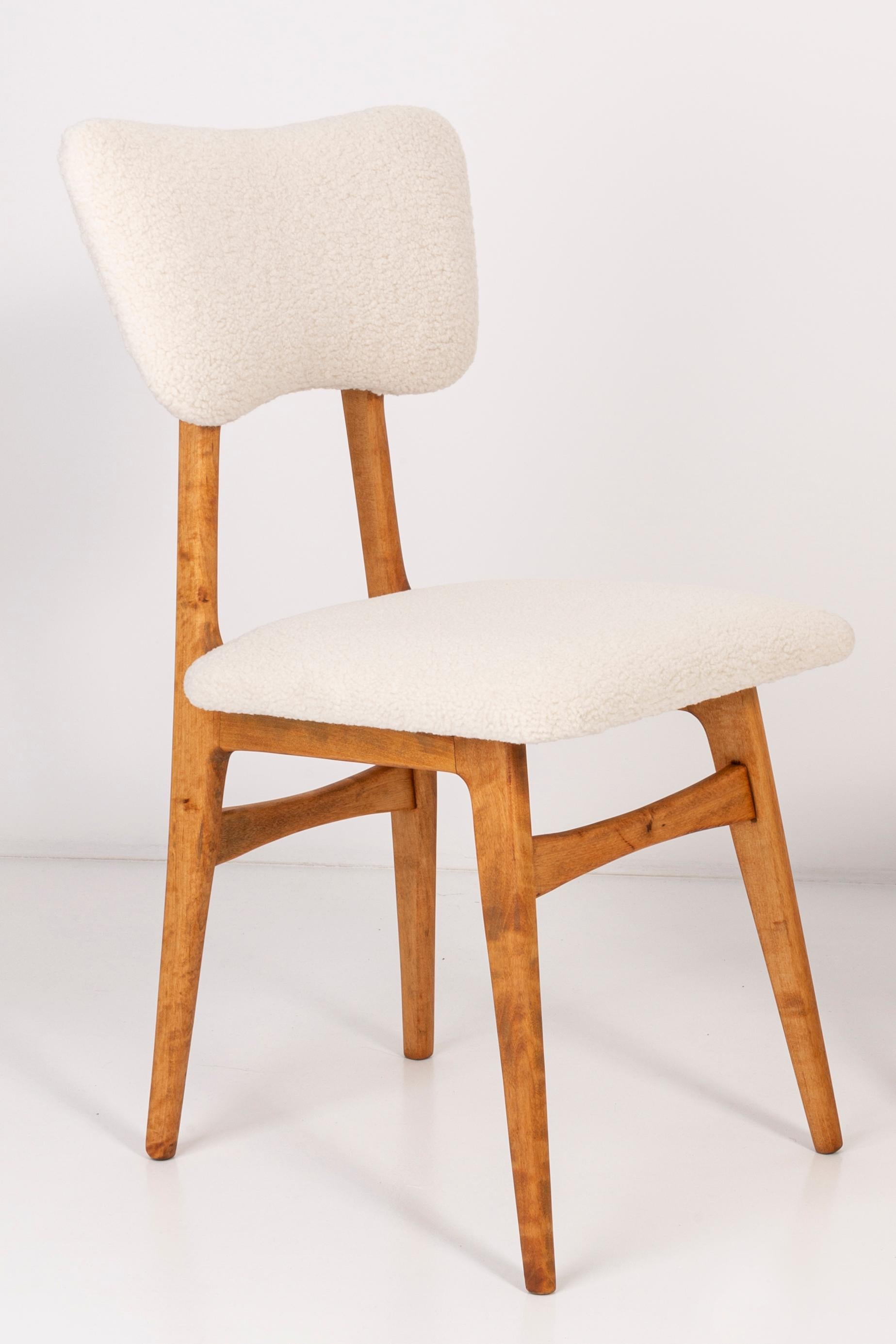 Set of Eight 20th Century Light Crème Boucle Chairs, 1960s For Sale 5