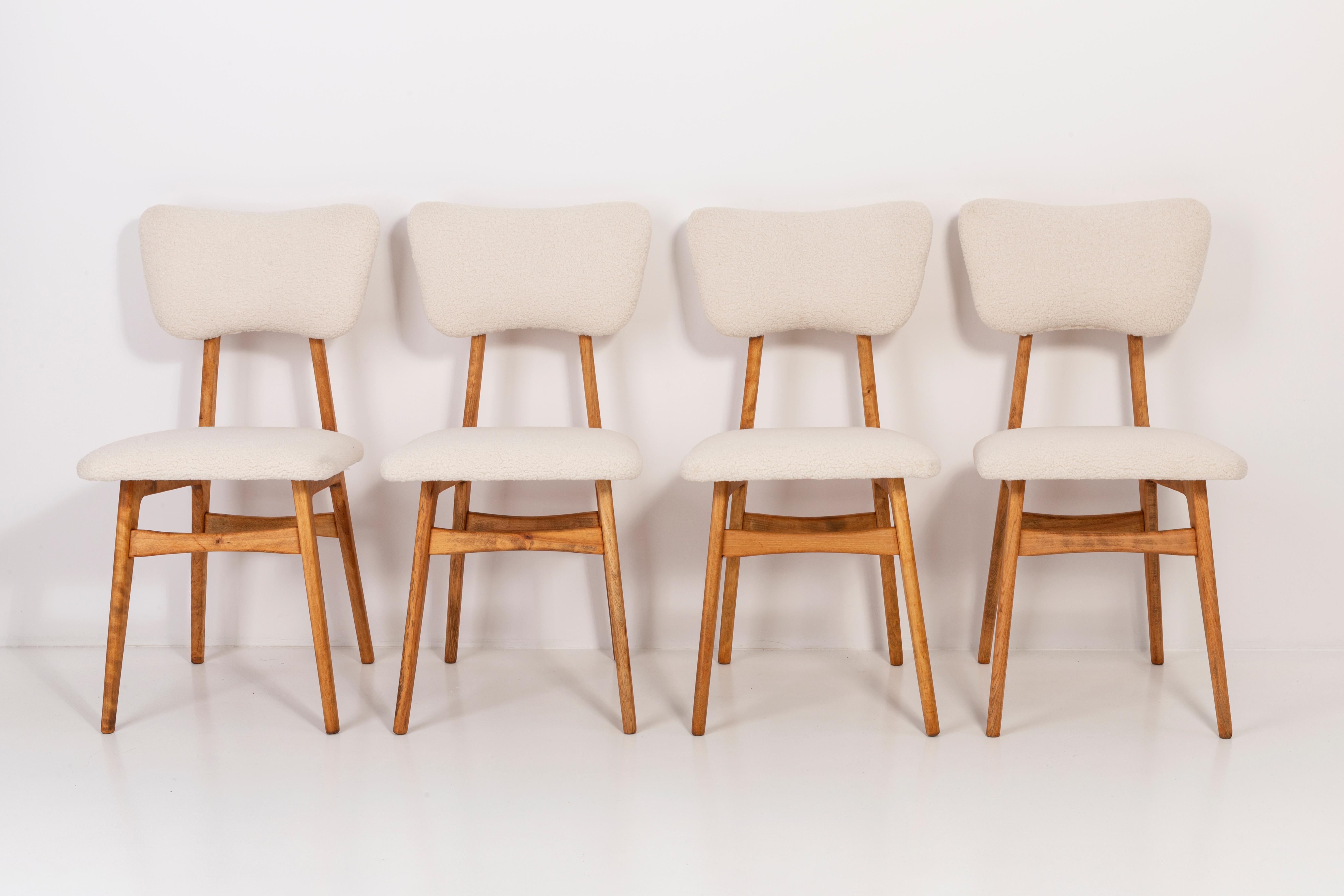 Mid-Century Modern Set of Eight 20th Century Light Crème Boucle Chairs, 1960s For Sale