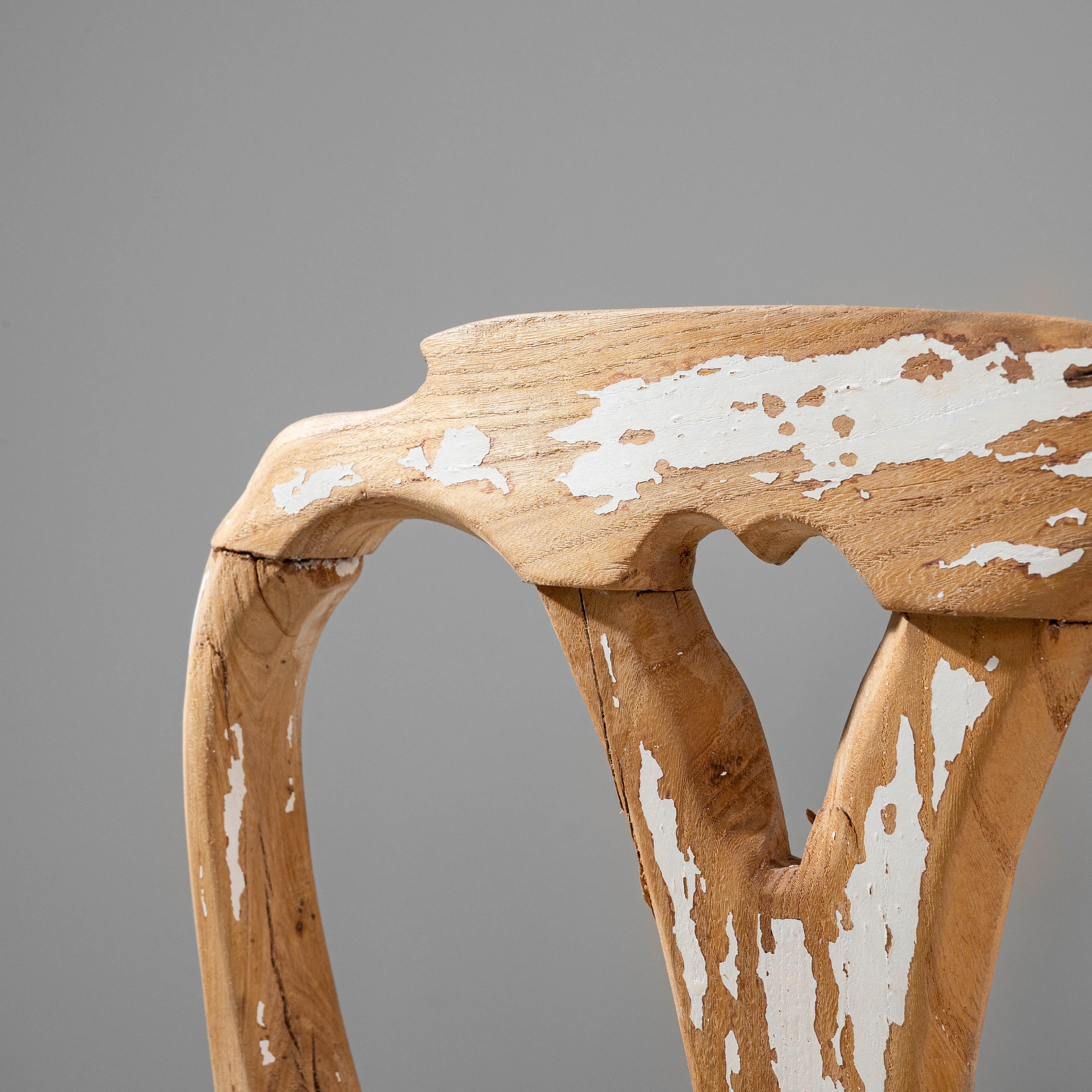 Legno Set di otto sedie da pranzo rococò svedesi del XX secolo in legno patinato in vendita