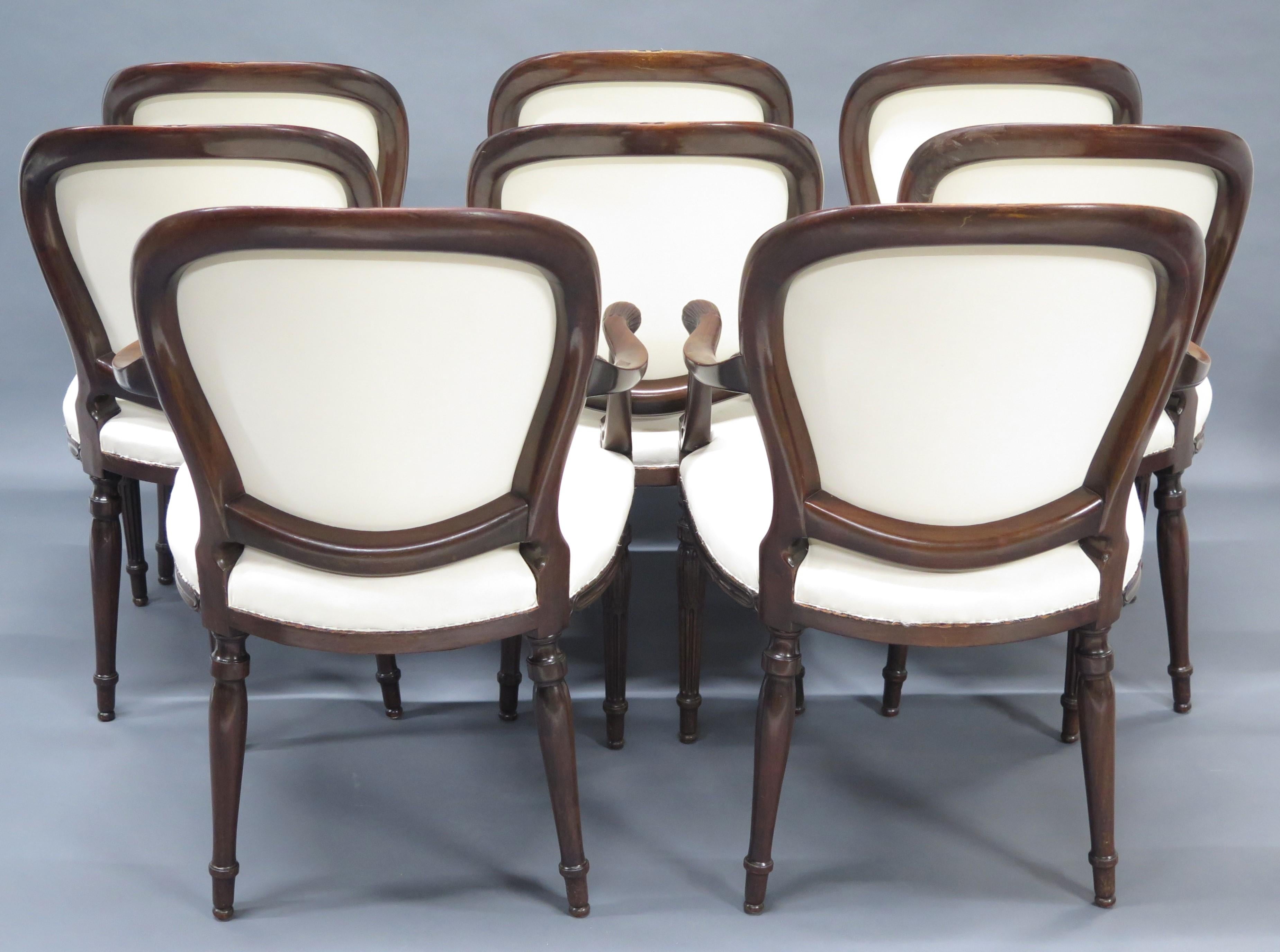 Hand-Carved Set of Eight (8) George III Mahogany Dining Chairs For Sale